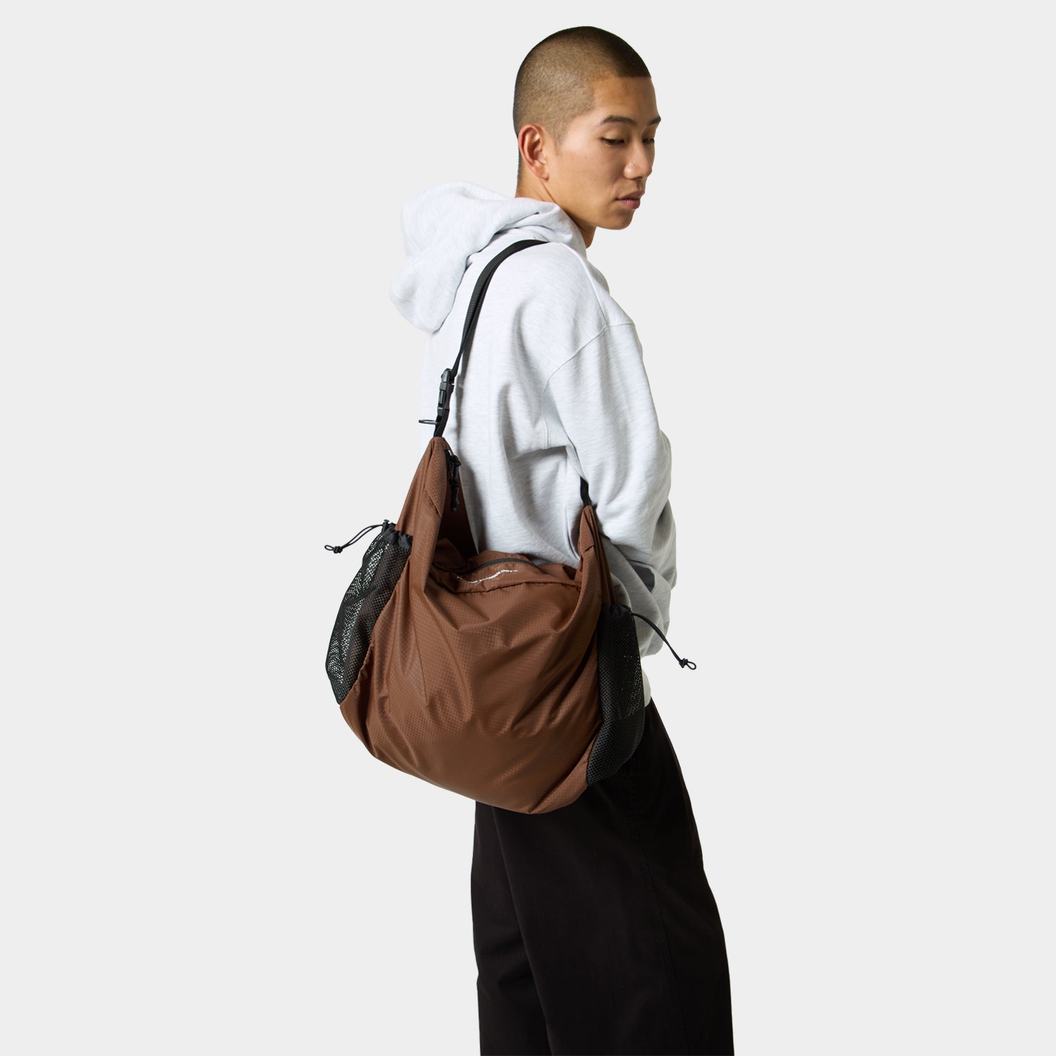 HUF (ハフ) Worldwide JP /BAGS(バッグ)/ HUF®eightynine SHOULDER BAG商品 / LT BLUE