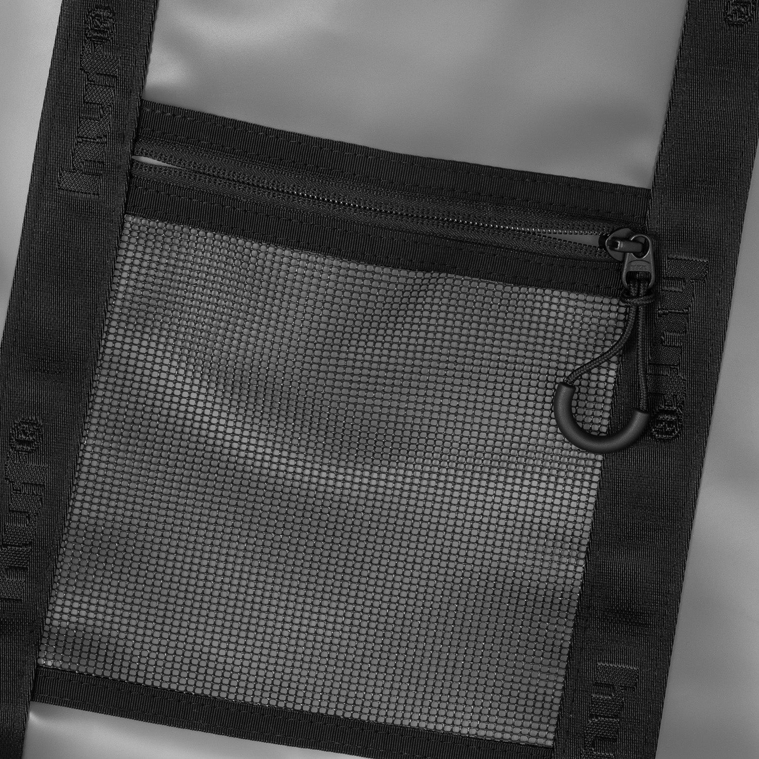 HUF (ハフ) Worldwide JP /BAGS(バッグ)/ MERCER TRANSPARENT 2WAY TOTE商品 / BLACK
