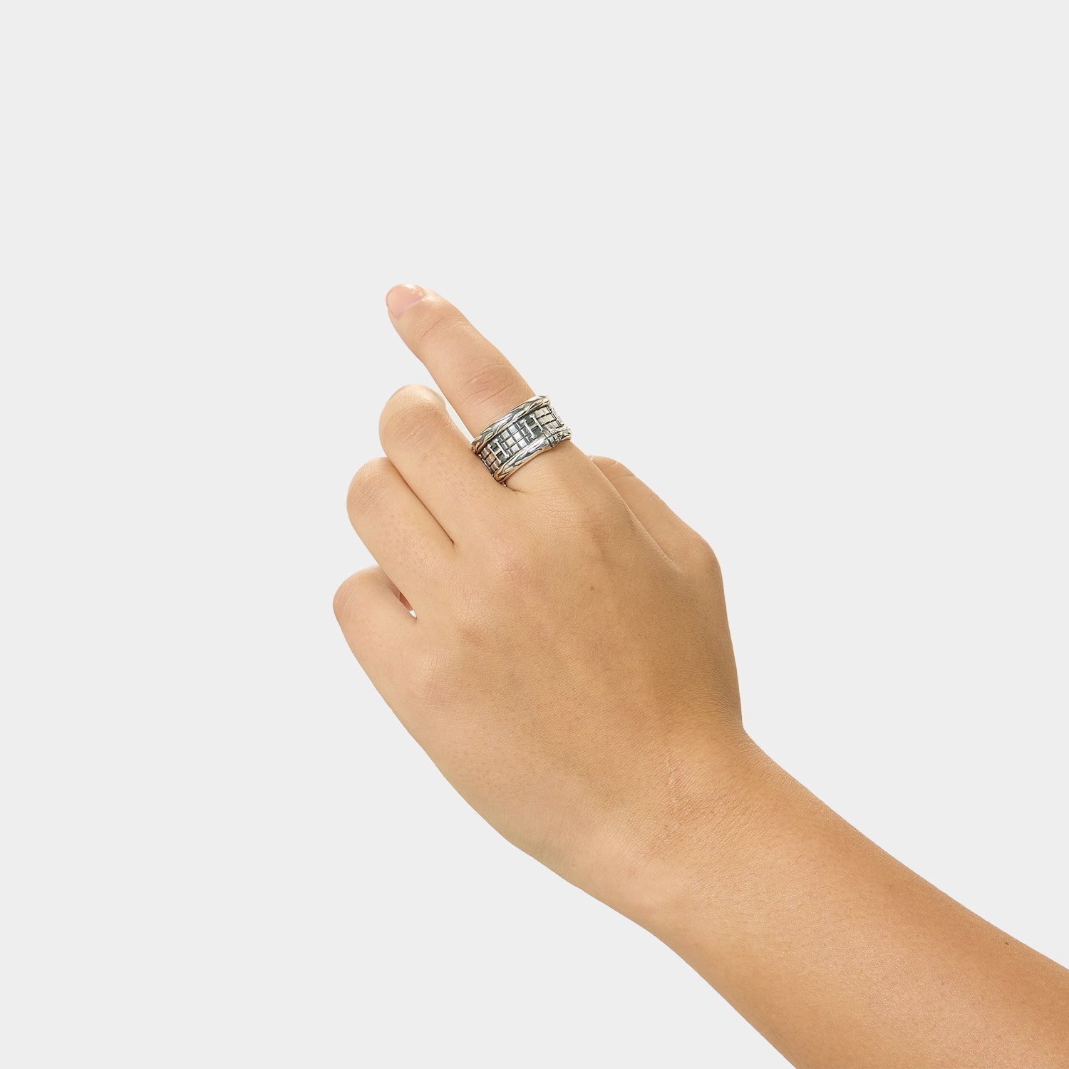 HUF (ハフ) Worldwide JP /JEWELRY(ジュエリー)/ YEAR OF THE SNAKE RING商品 / SILVER