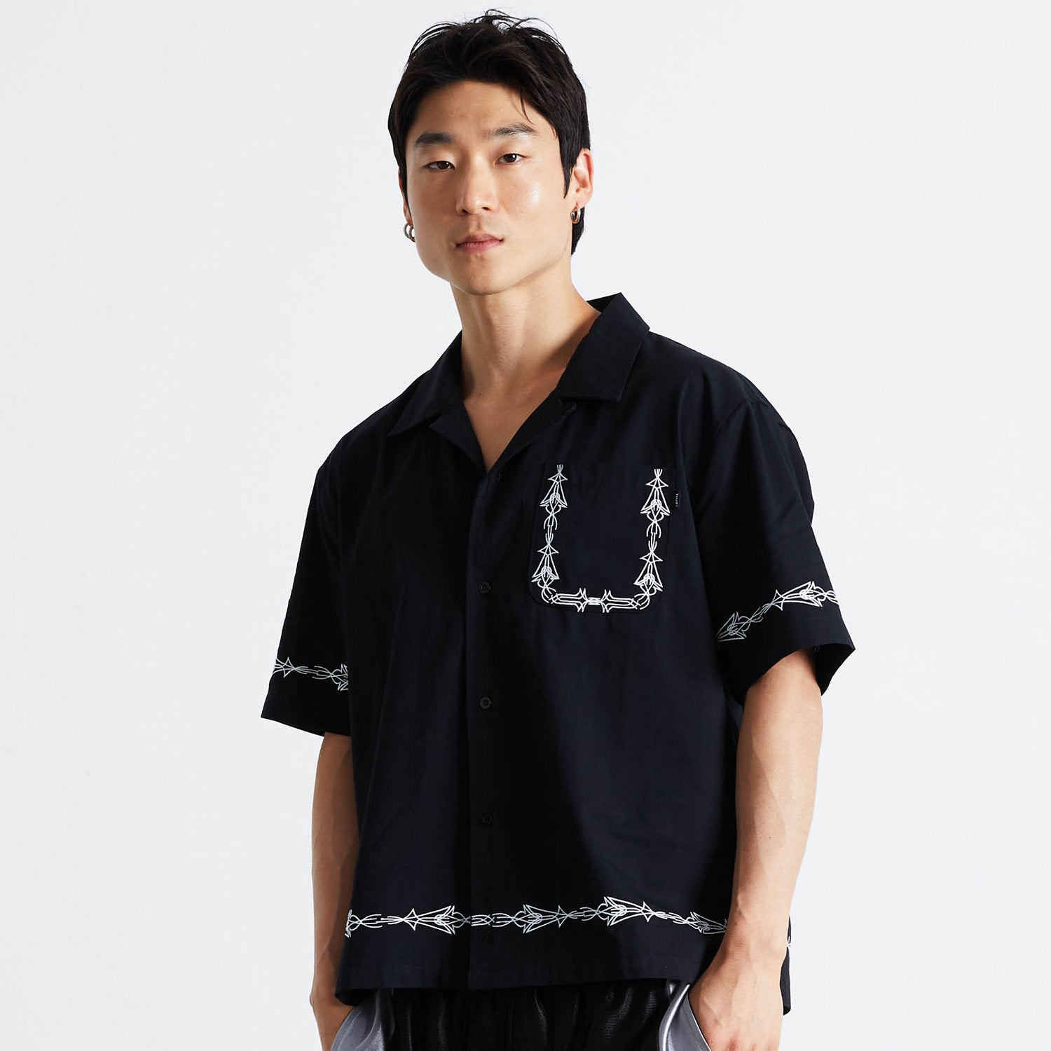 HUF (ハフ) Worldwide JP /TOPS & SHIRTS(トップス&シャツ)/ PINSTRIPE EMBROIDERED RESORT SHIRT商品 / AVOCADO