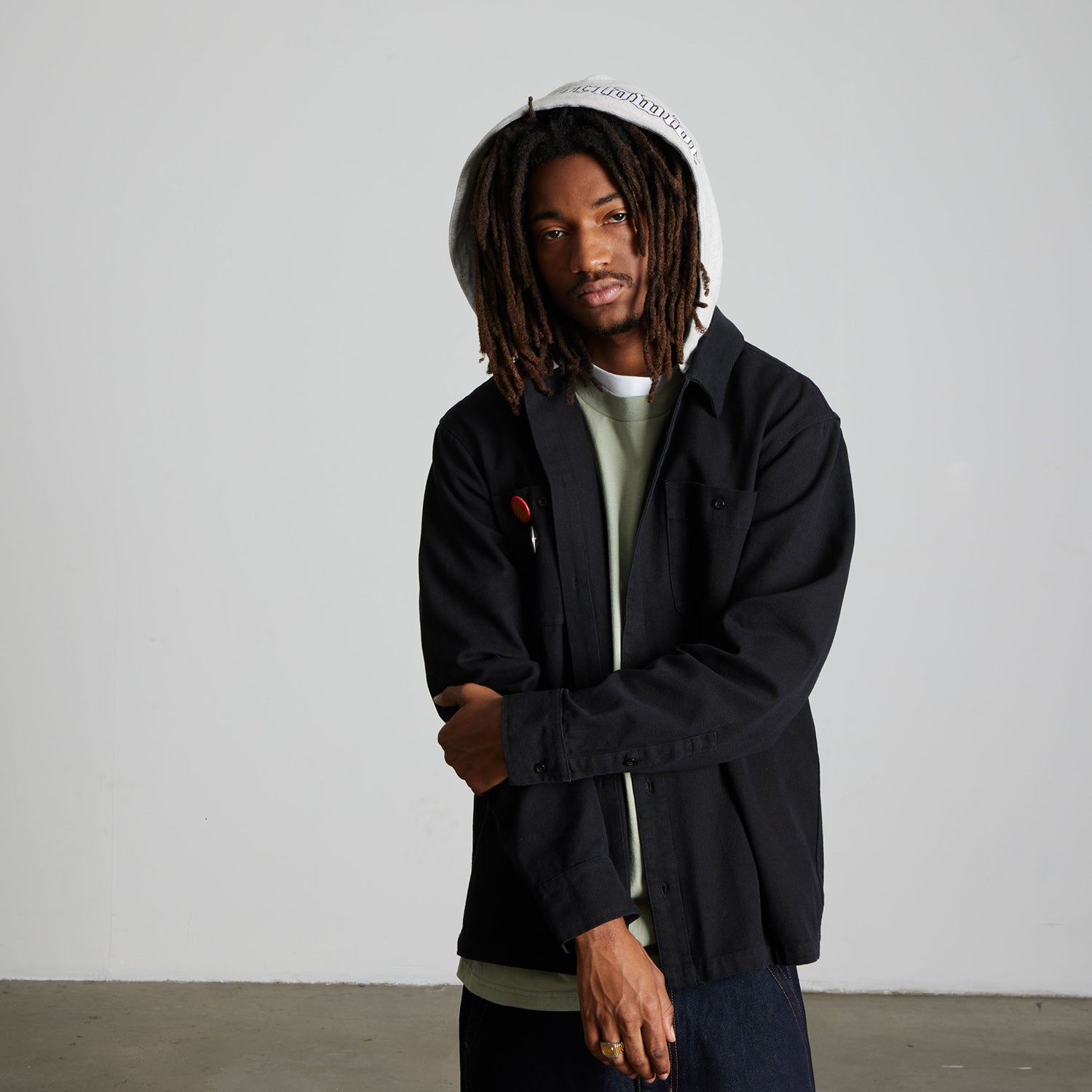 HUF (ハフ) Worldwide JP /TOPS & SHIRTS(トップス&シャツ)/ OLYMPIA HOODED OVERSHIRT商品 / BLACK