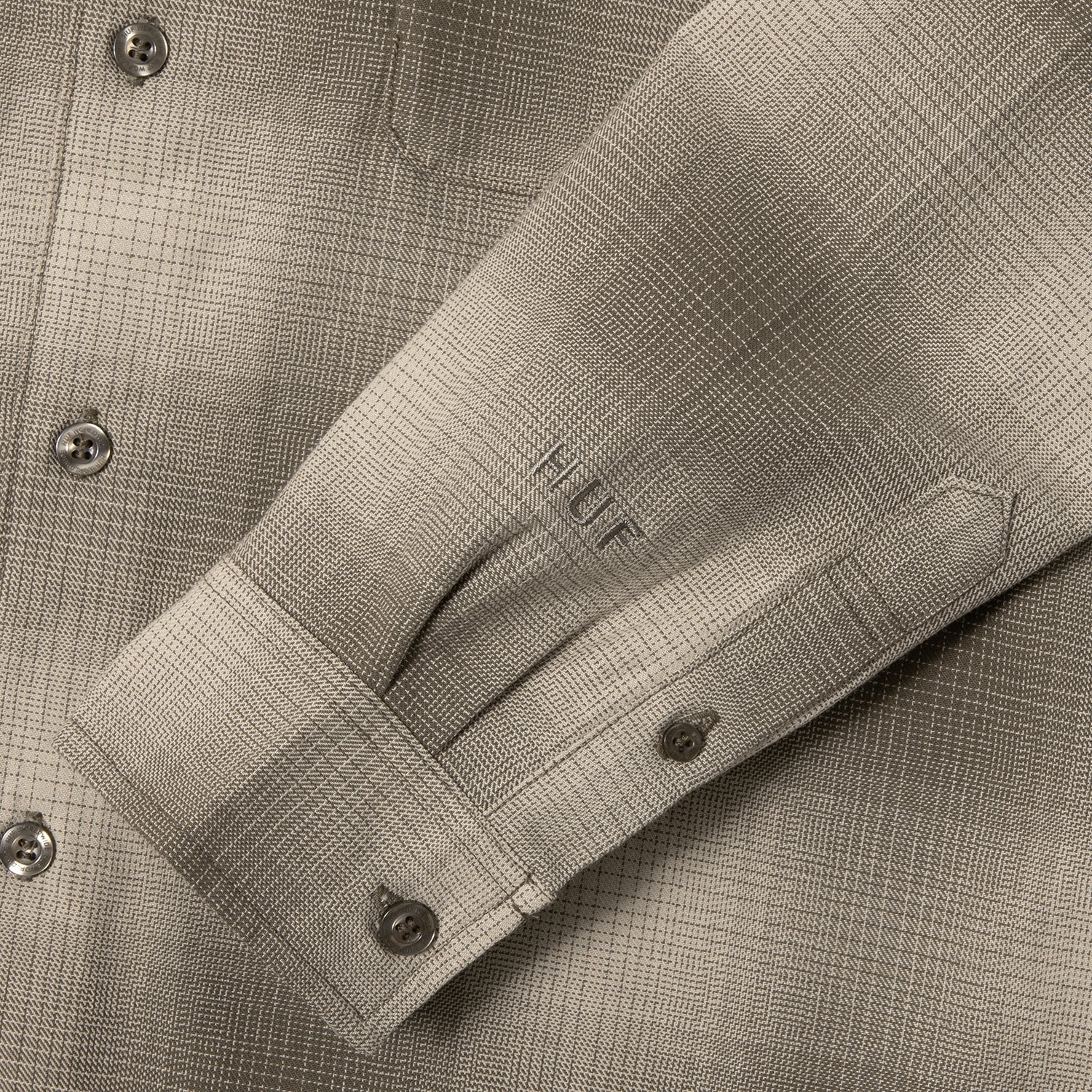 HUF (ハフ) Worldwide JP /TOPS & SHIRTS(トップス&シャツ)/ OG LOGO OMBRE PLAID LS SHIRT商品 / ICE BLUE