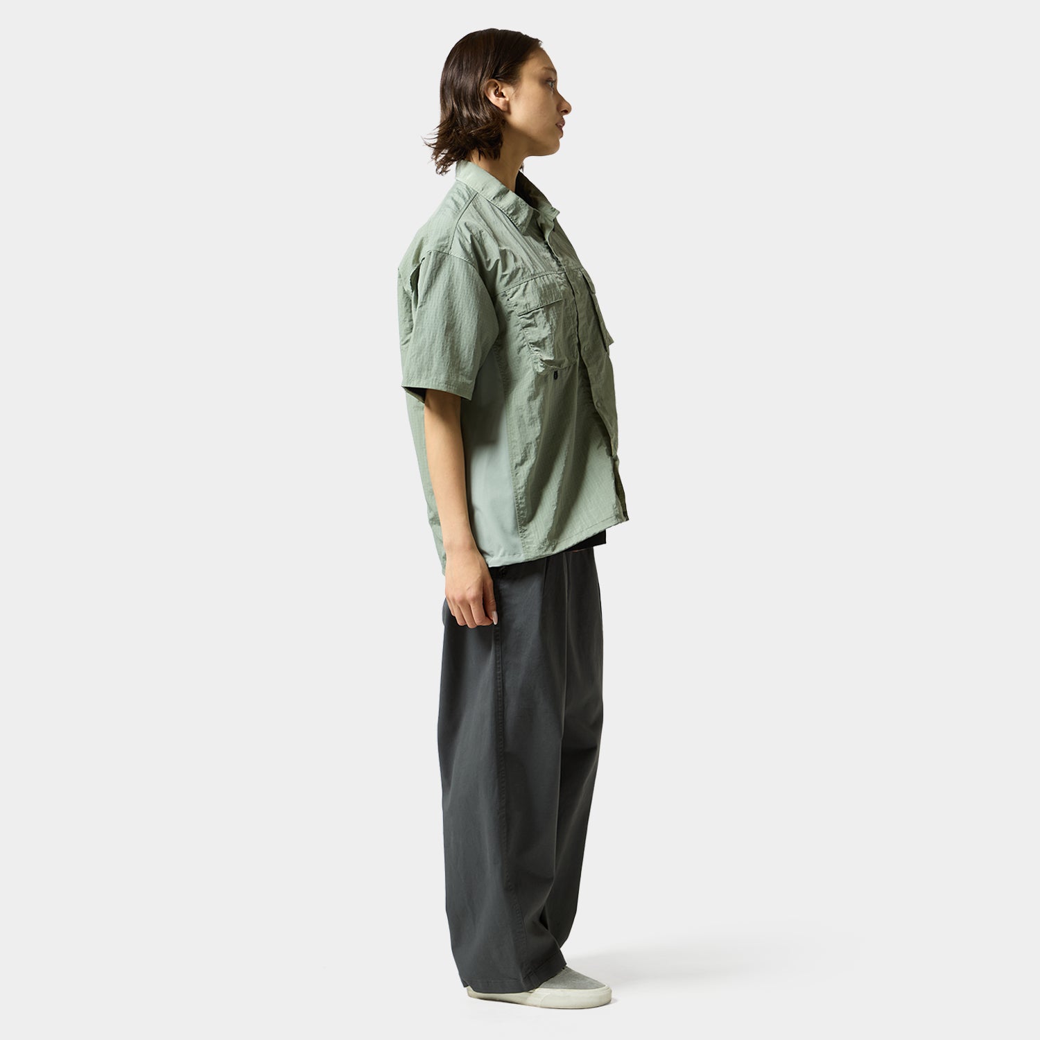HUF (ハフ) Worldwide JP /TOPS & SHIRTS(トップス&シャツ)/ UTILITY NYLON SHEER SHIRT商品 / BLACK