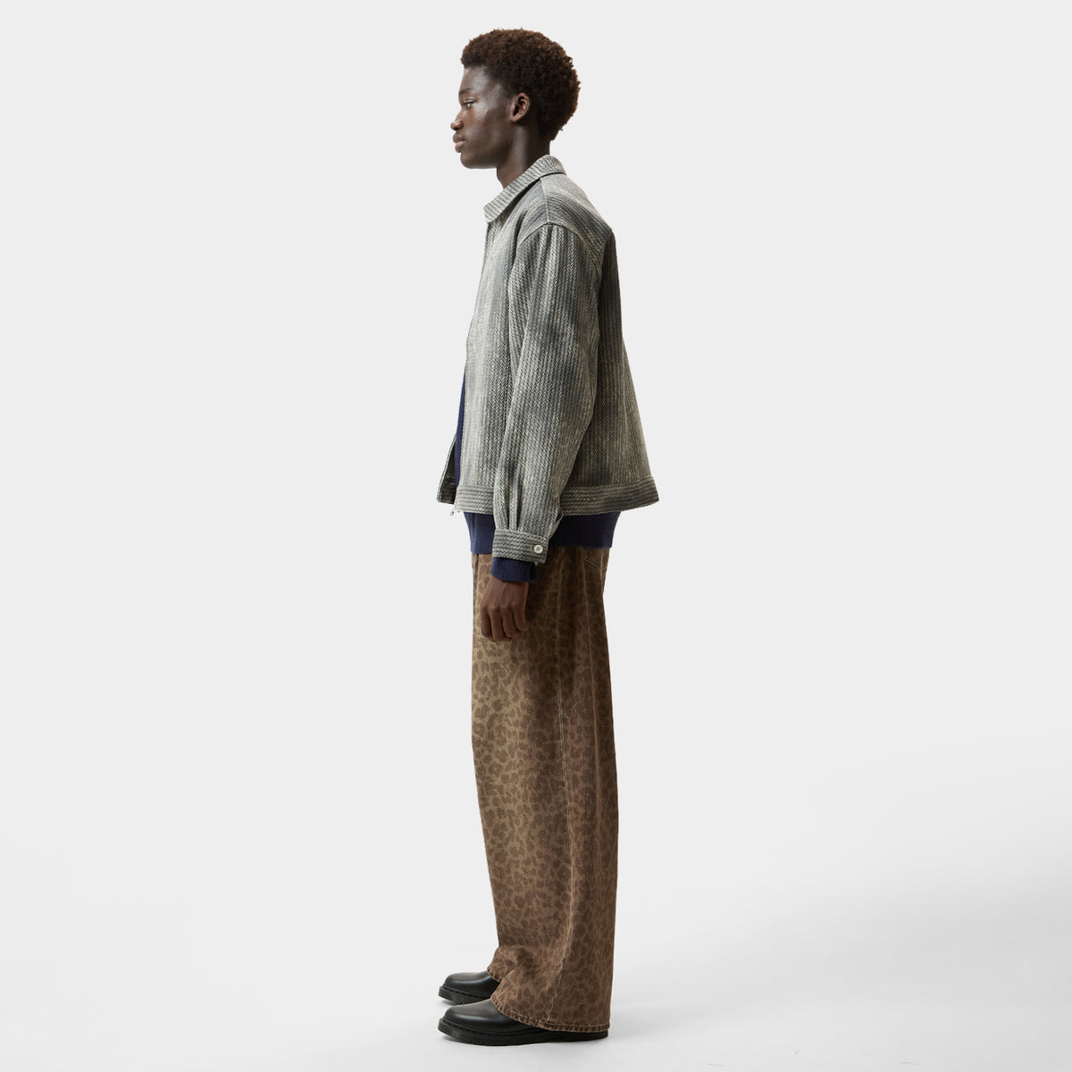 HUF (ハフ) Worldwide JP /TOPS & SHIRTS(トップス&シャツ)/ HERRINGBONE FADE ZIP LS SHIRT商品 / BROWN