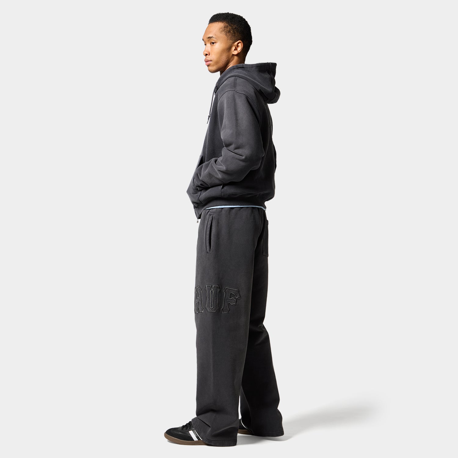 HUF (ハフ) Worldwide JP /HOODIES(パーカー)/ ARCH WIDE FULL ZIP HOODIE商品 / BLACK