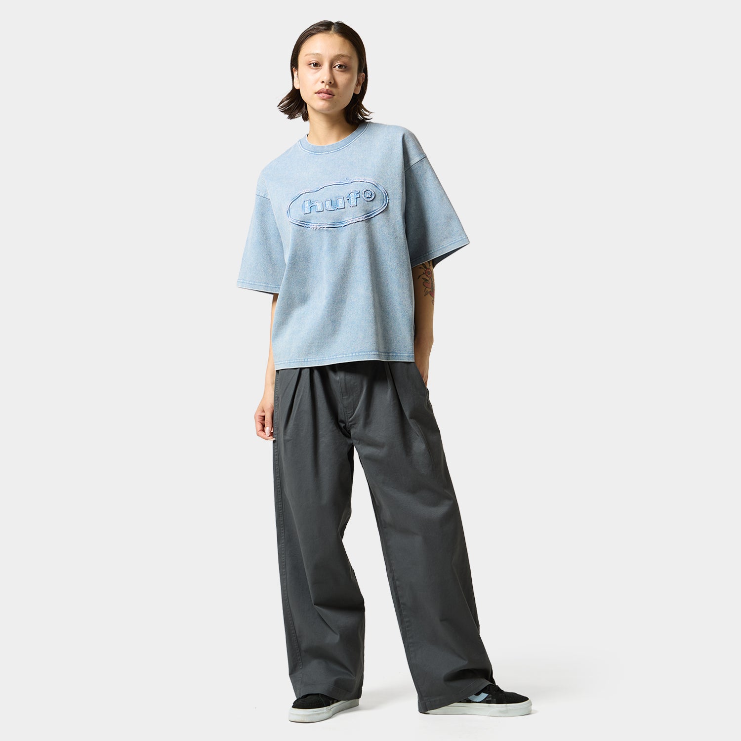 HUF (ハフ) Worldwide JP /TOPS & SHIRTS(トップス&シャツ)/ 89 OVAL CREW商品 / BLACK