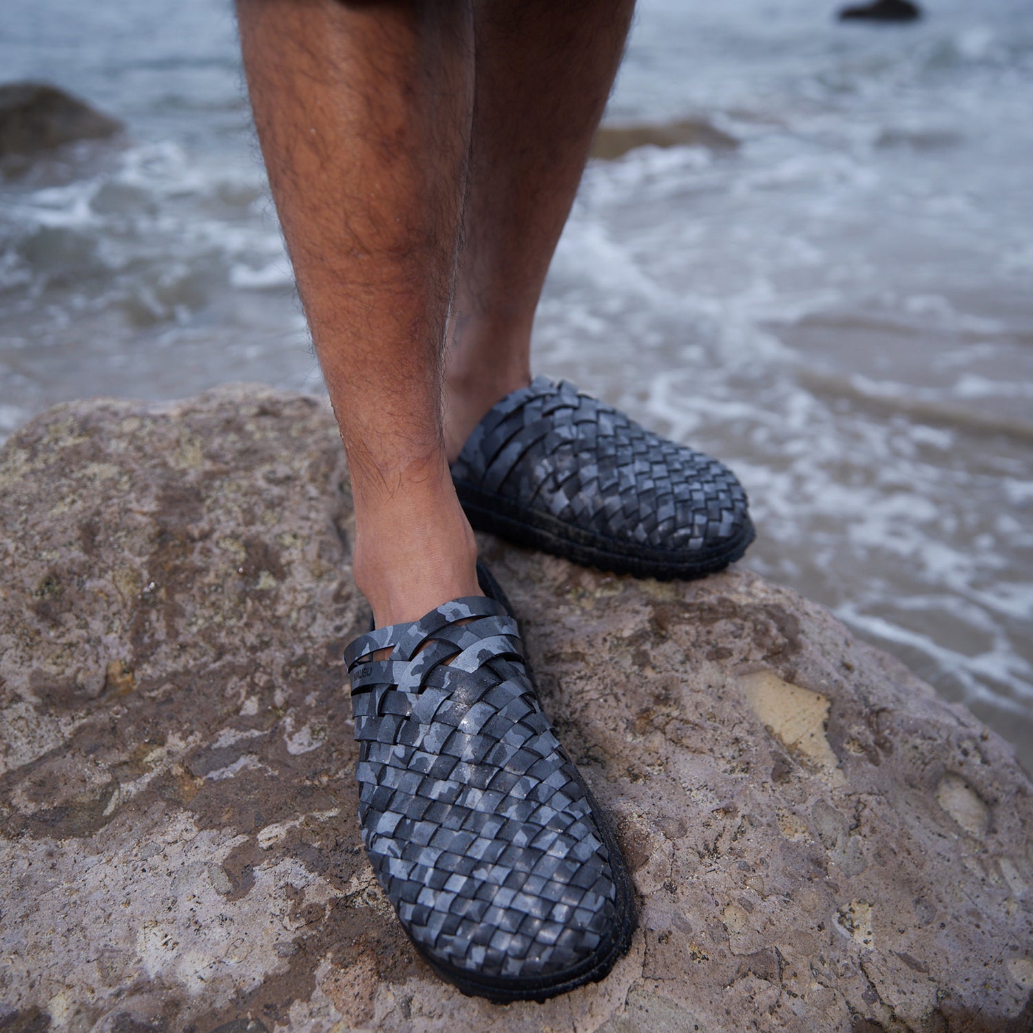 HUF (ハフ) Worldwide JP / FOOTWEAR(スニーカー) / HUF X MALIBU SANDALS商品 / BLACK