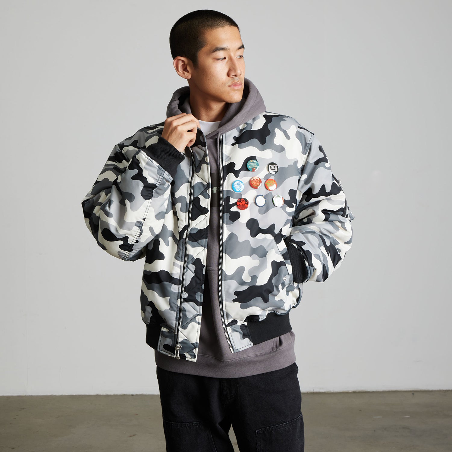 HUF (ハフ) Worldwide JP /JACKETS(ジャケット)/ OLYMPIA CAMO FLIGHT JACKET商品 / CAMO