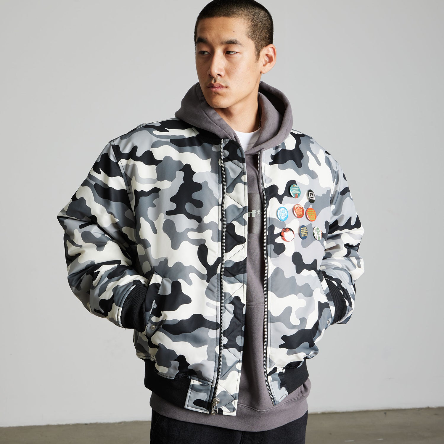 HUF (ハフ) Worldwide JP /JACKETS(ジャケット)/ OLYMPIA CAMO FLIGHT JACKET商品 / CAMO