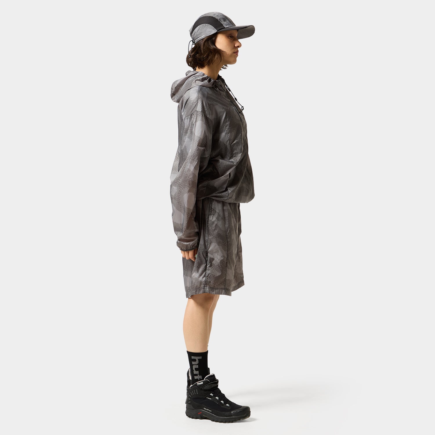 HUF (ハフ) Worldwide JP /JACKETS(ジャケット)/ CROSS CONDITIONS UL NYLON JACKET商品 / NAVY