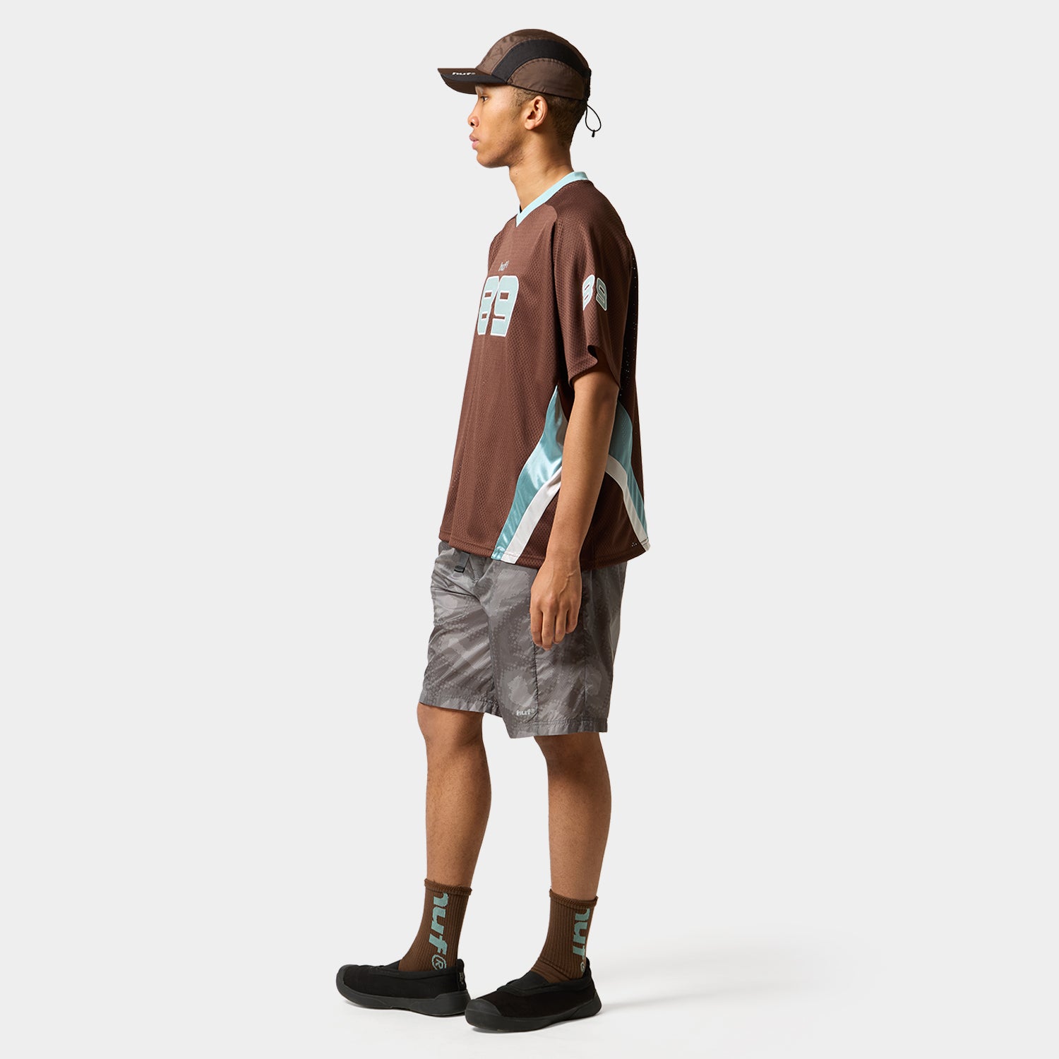 HUF (ハフ) Worldwide JP /TOPS & SHIRTS(トップス&シャツ)/ CROSS CONDITIONS FOOTBALL CREW商品 / BLACK