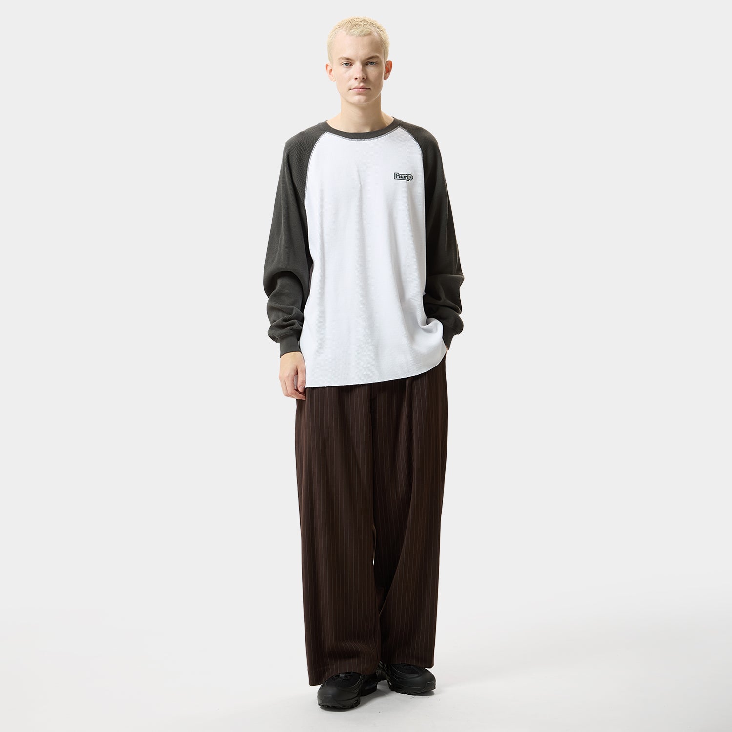 HUF (ハフ) Worldwide JP /TOPS & SHIRTS(トップス&シャツ)/ 89 OUTLINE LS RAGLAN商品 / CAMO