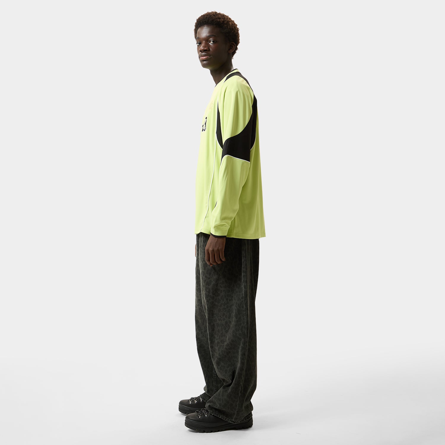 HUF (ハフ) Worldwide JP /TOPS & SHIRTS(トップス&シャツ)/ HARD LUXE JERSEY LS CREW商品 / COFFEE