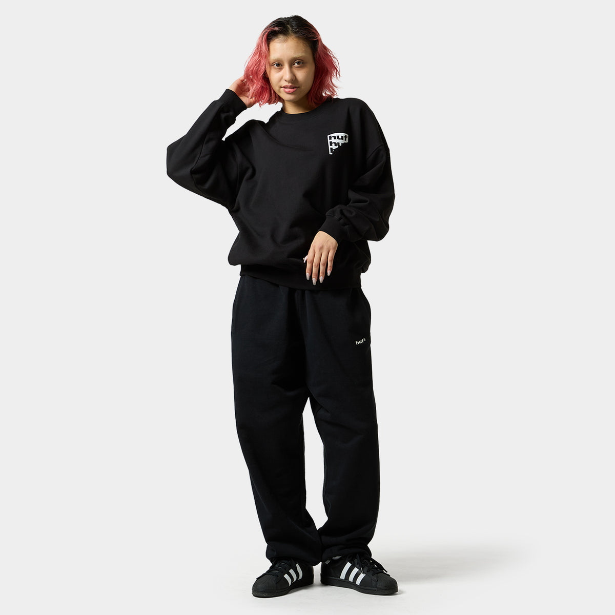 HUF (ハフ) Worldwide JP /SWEATSHIRTS(スウェットシャツ)/ MEMORY OF FREEDOM CREWNECK商品 / BLACK