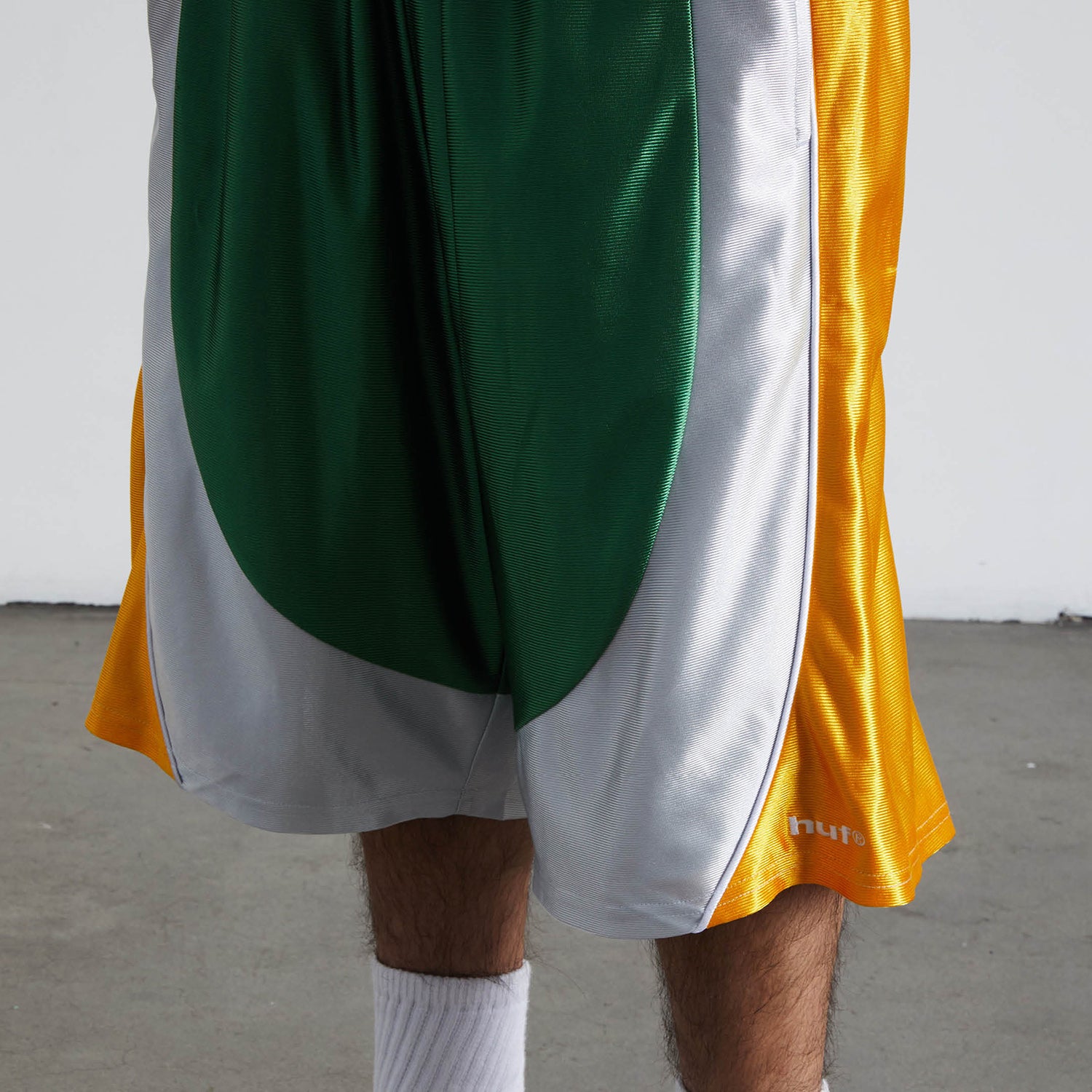 HUF (ハフ) Worldwide JP /SHORTS(ショーツ)/ BRADLEY BASKETBALL SHORT商品 / ACID GREEN