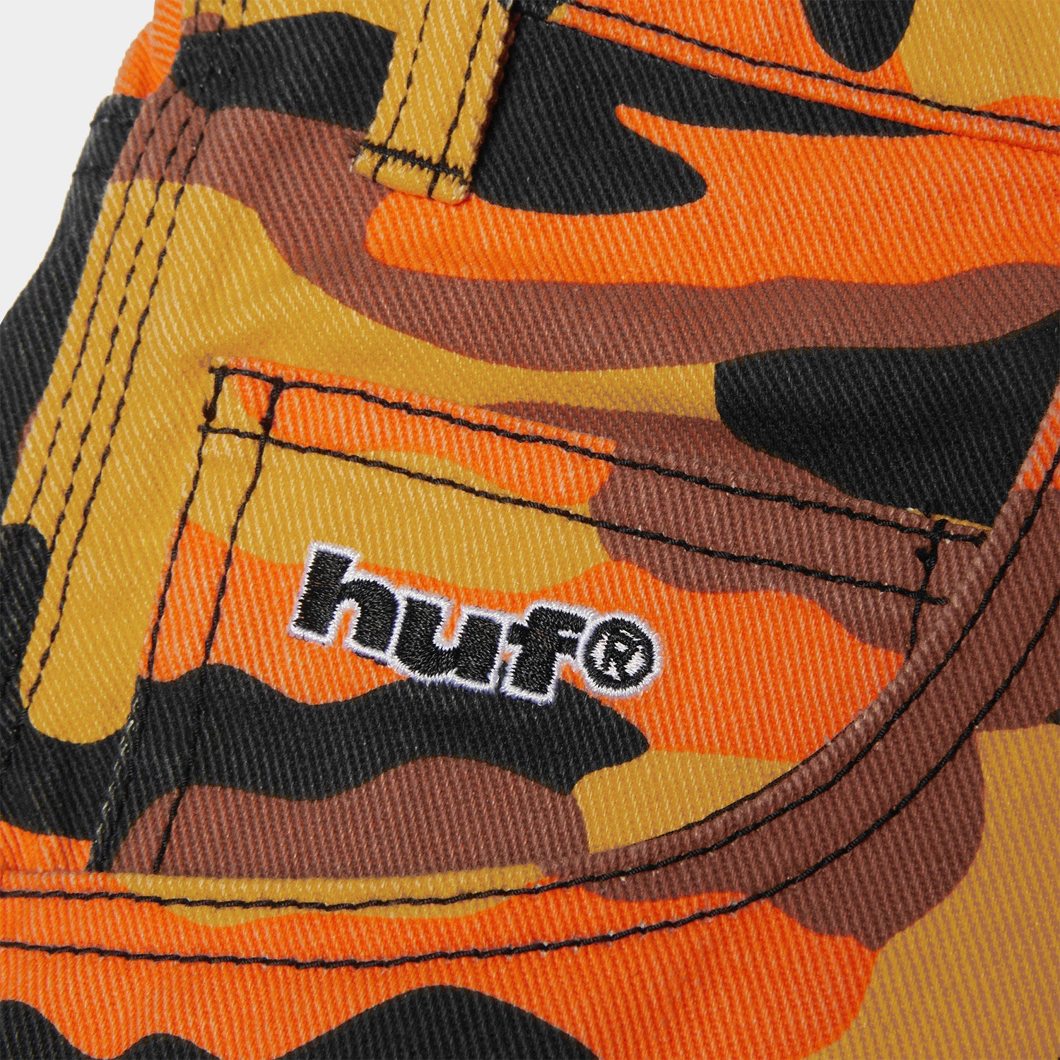 HUF (ハフ) Worldwide JP /SHORTS(ショーツ)/ KINDA LOOSE DOUBLE KNEE CAMO SHORT商品 / LAVA