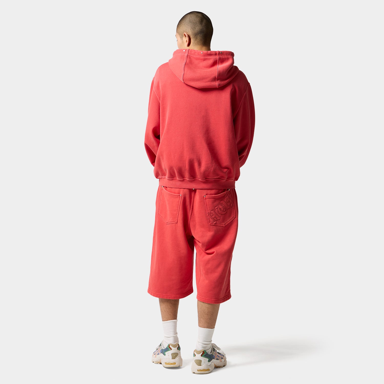 HUF (ハフ) Worldwide JP /SHORTS(ショーツ)/ STUDDED 3/4 FLEECE PANT商品 / BLACK
