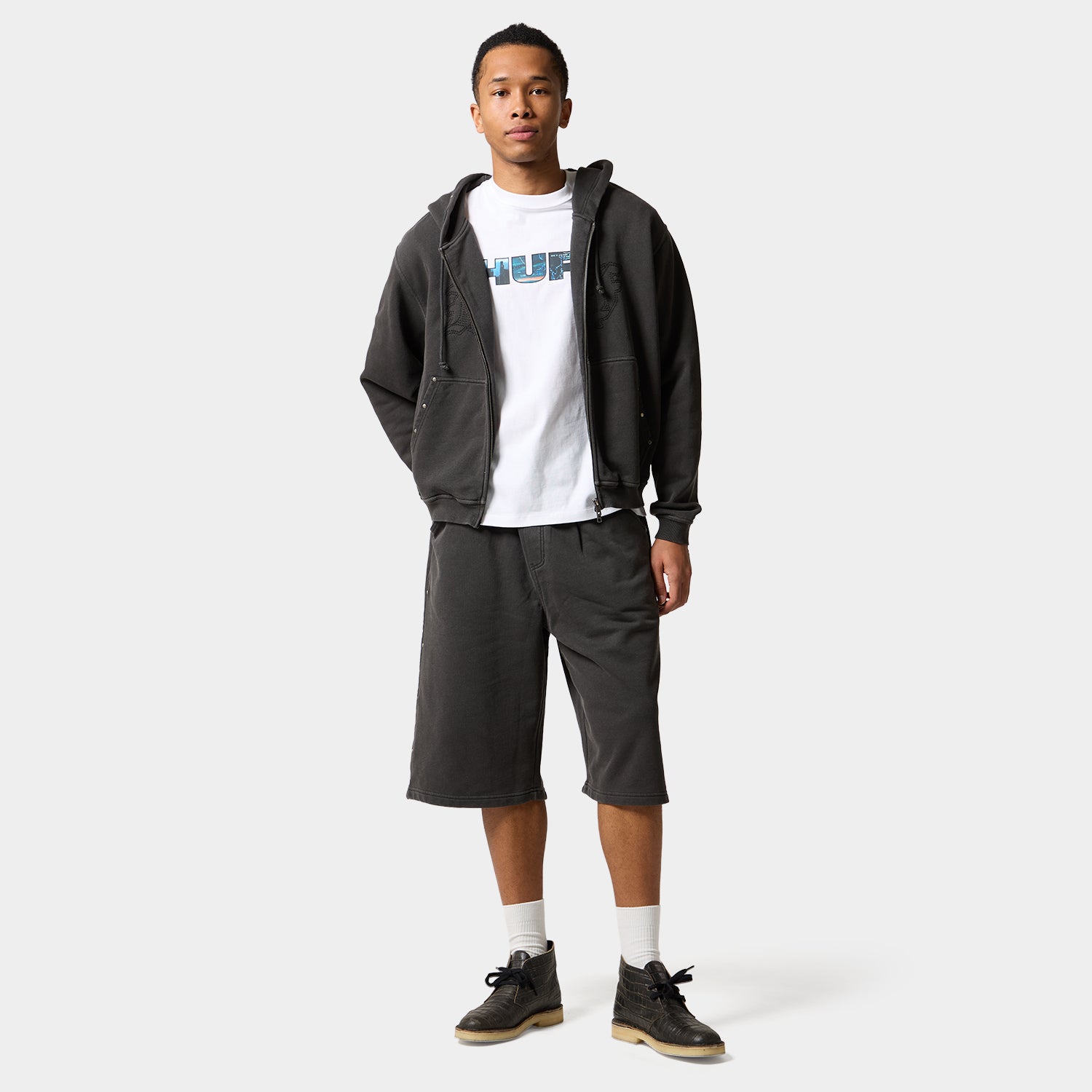 HUF (ハフ) Worldwide JP /SHORTS(ショーツ)/ STUDDED 3/4 FLEECE PANT商品 / BLACK