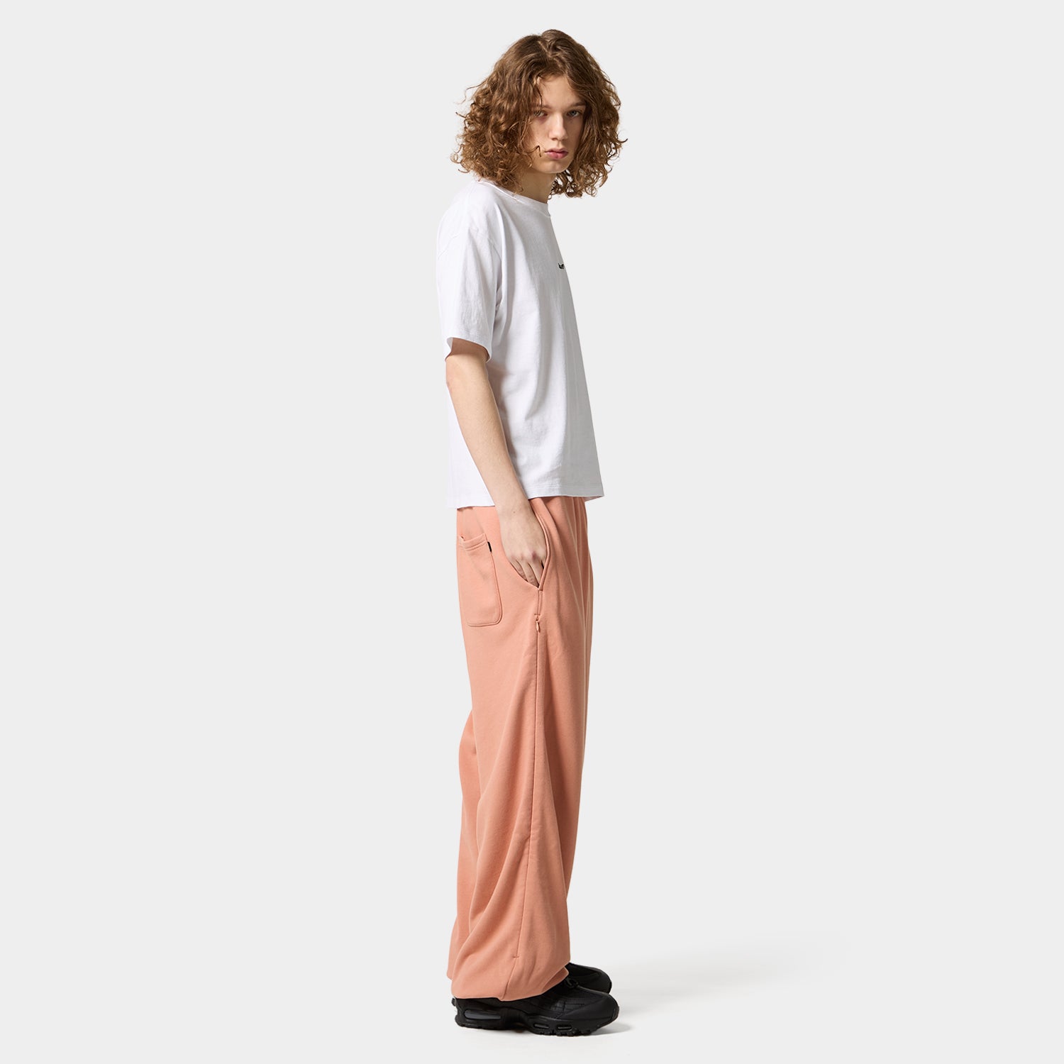 HUF (ハフ) Worldwide JP /PANTS(パンツ)/ AIR FLOW FLEECE PANT商品 / DUSTY ORANGE