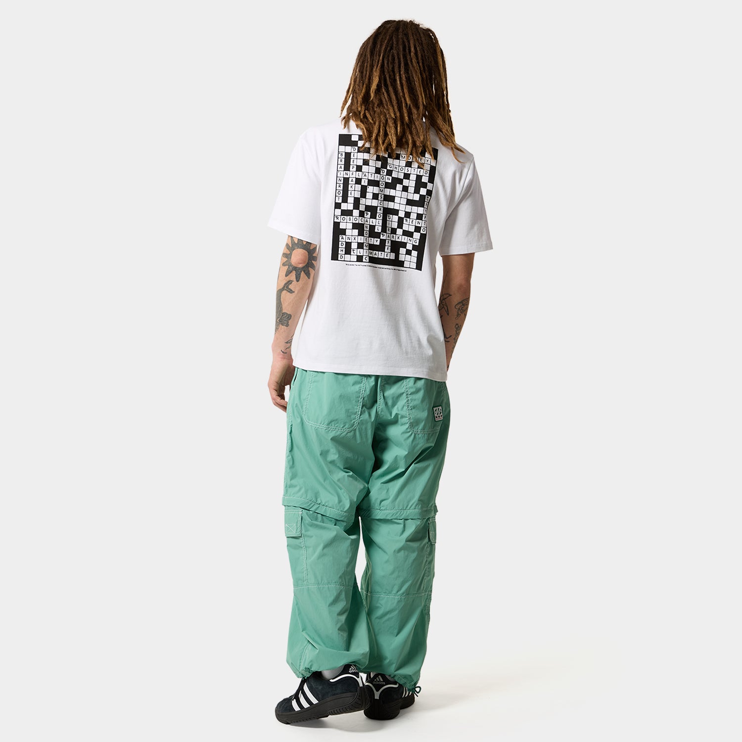 HUF (ハフ) Worldwide JP /T-SHIRTS(Tシャツ)/ NO WORRIES TEE商品 / WHITE