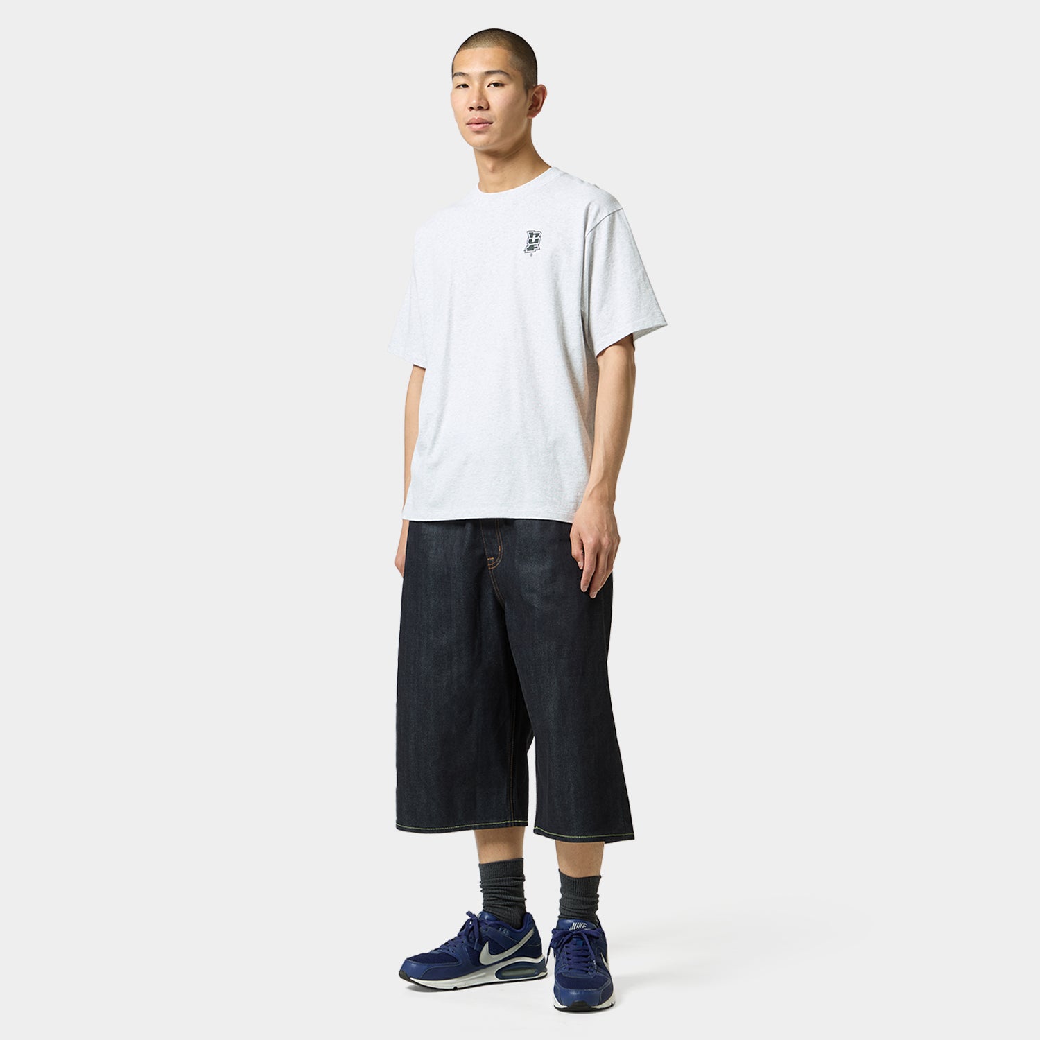 HUF (ハフ) Worldwide JP /T-SHIRTS(Tシャツ)/ MEGABLAST CAMO TEE商品 / BLACK