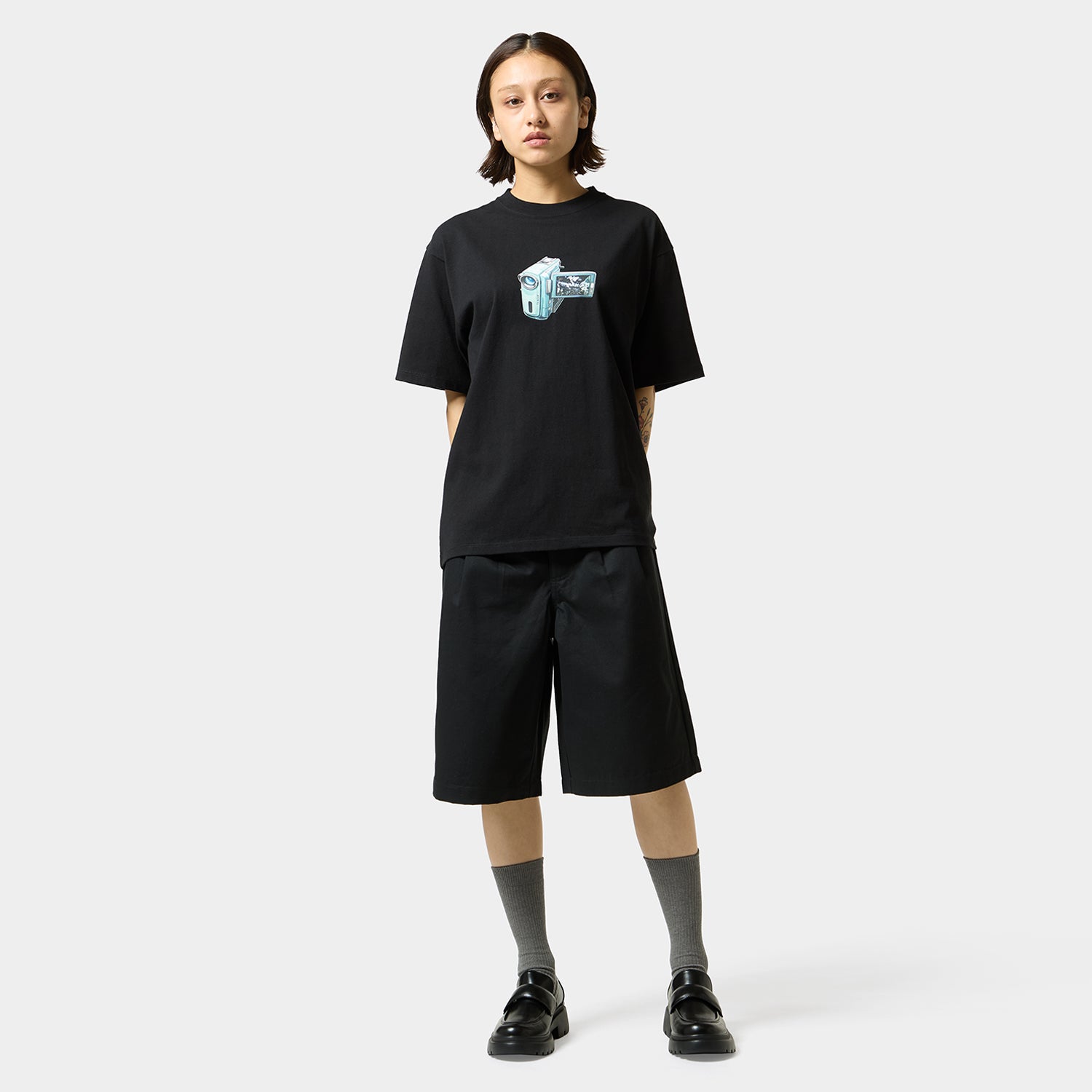 HUF (ハフ) Worldwide JP /T-SHIRTS(Tシャツ)/ H CAM TEE商品 / BLACK