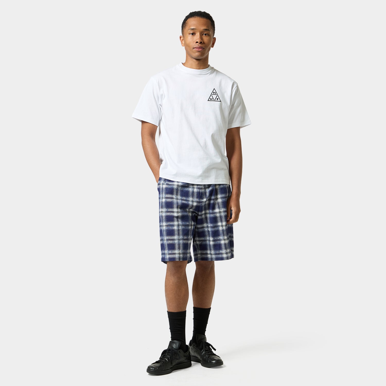 HUF (ハフ) Worldwide JP /T-SHIRTS(Tシャツ)/ TRIPLE TRIANGLE SS TEE商品 / BLACK