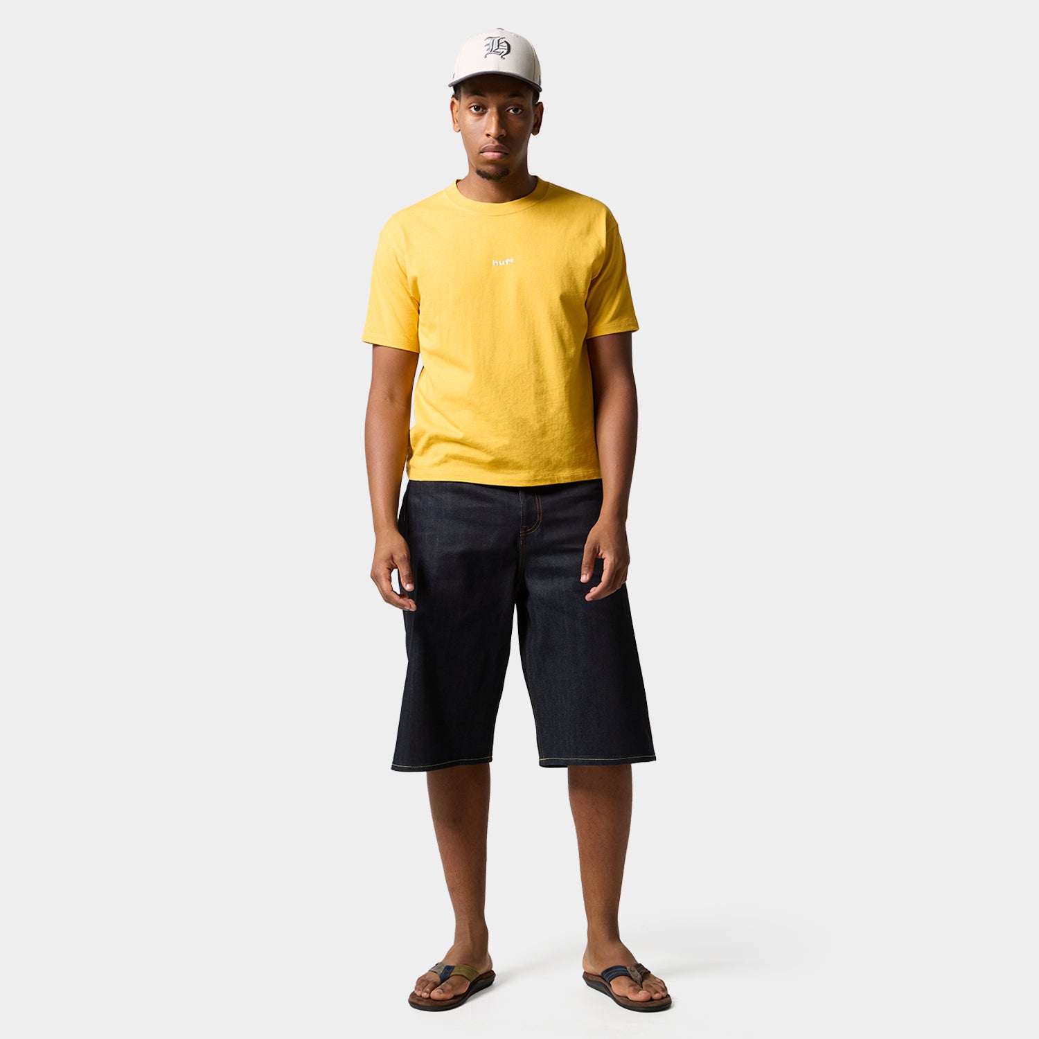 HUF (ハフ) Worldwide JP /T-SHIRTS(Tシャツ)/ huf eightynine TINY TEE商品 / WHITE