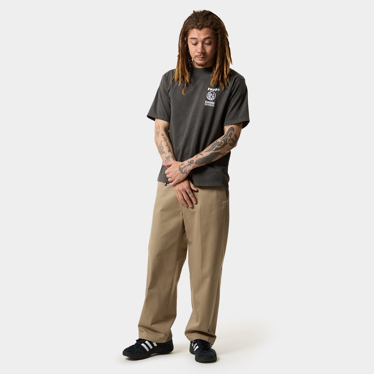 HUF (ハフ) Worldwide JP /T-SHIRTS(Tシャツ)/ HUF X KUUMBA INTERNATIONAL KUUMBA TEE商品 / WASHED BLACK