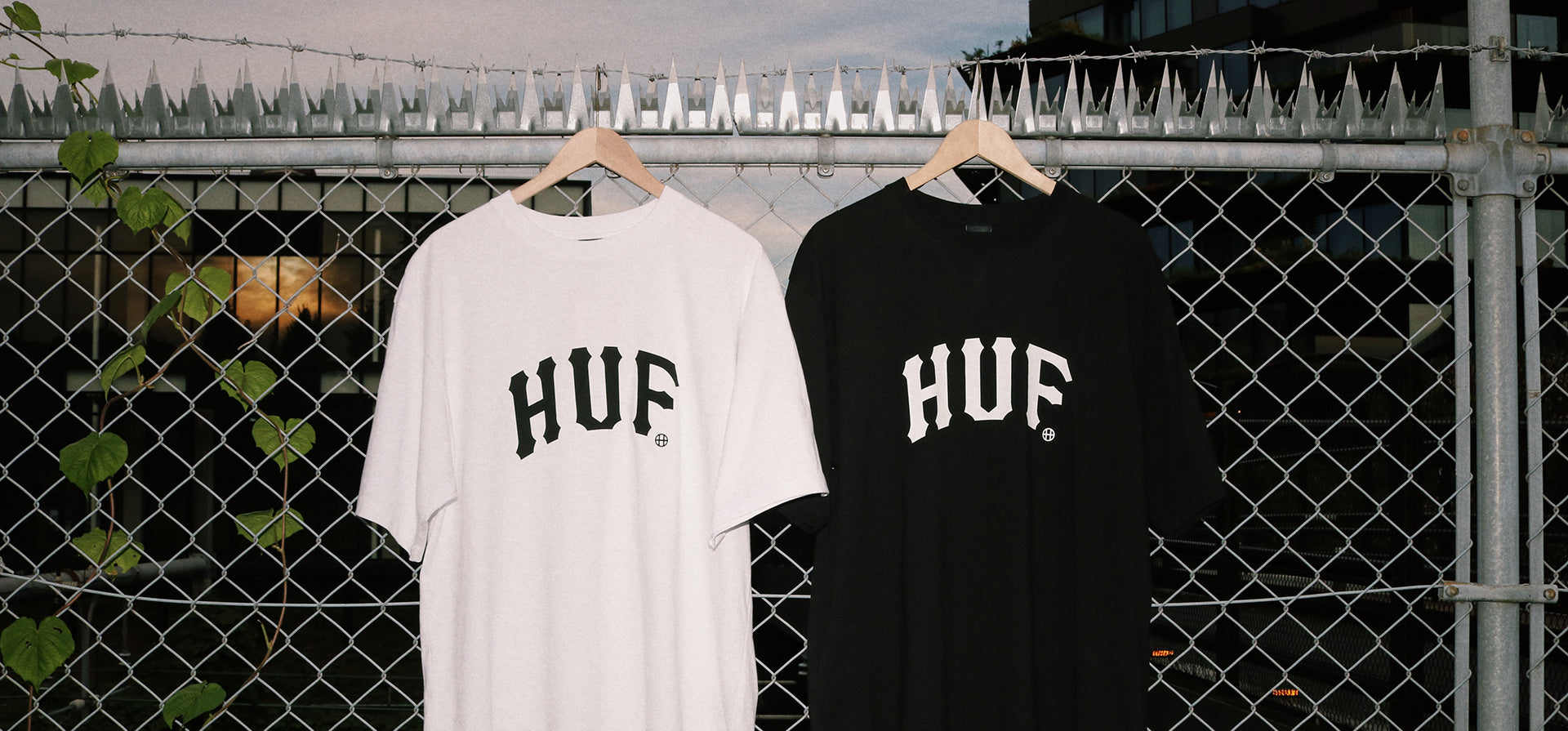未使用品 HUF Tシャツ Lサイズ J DILLA S/S TEE ホワイト メンズ ハフ 25F TS02744 札幌市 中央区 南12条 HUF x J Dilla Pay Jay T-Shirt – HUF Worldwide