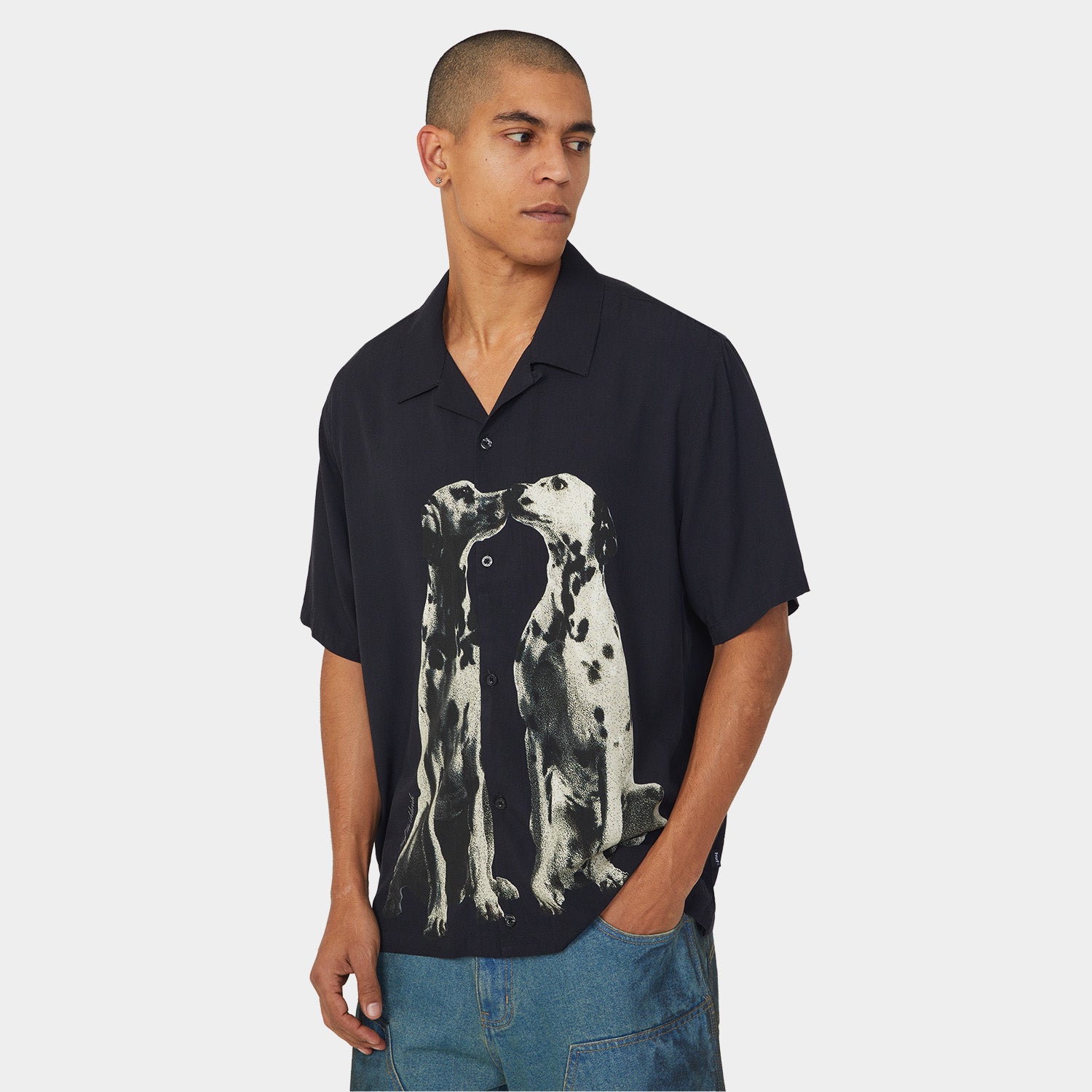 DOGGED RESORT SHIRT｜TOPS & SHIRTS（トップス&シャツ）｜【公式通販