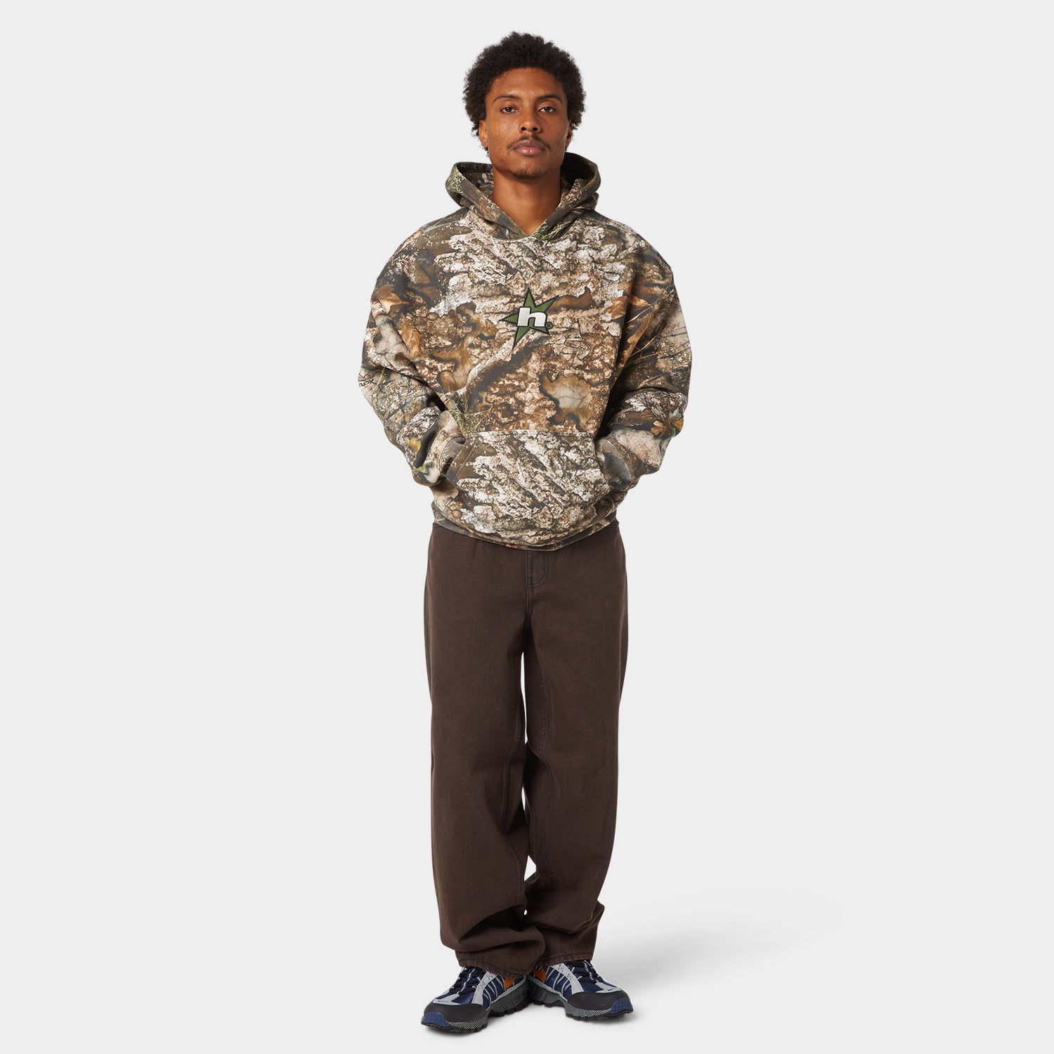 HUF (ハフ) Worldwide JP /HOODIES（パーカー）/ HUF X REALTREE® HEAVYWEIGHT HOODIE商品 / REALTREE