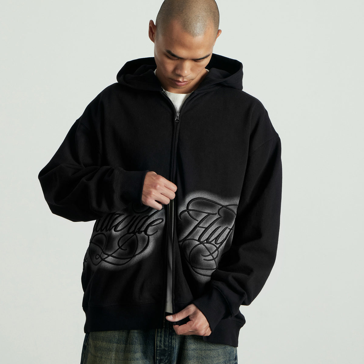 HUF (ハフ) Worldwide JP /HOODIES（パーカー）/ INTERNATIONAL LUXURY ZIP HOODIE商品 / BLACK