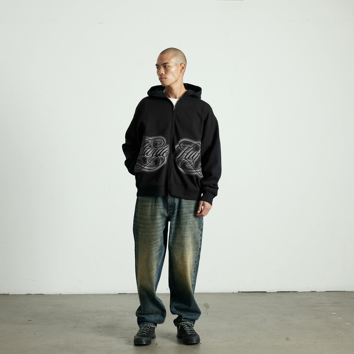 HUF (ハフ) Worldwide JP /HOODIES（パーカー）/ INTERNATIONAL LUXURY ZIP HOODIE商品 / BLACK