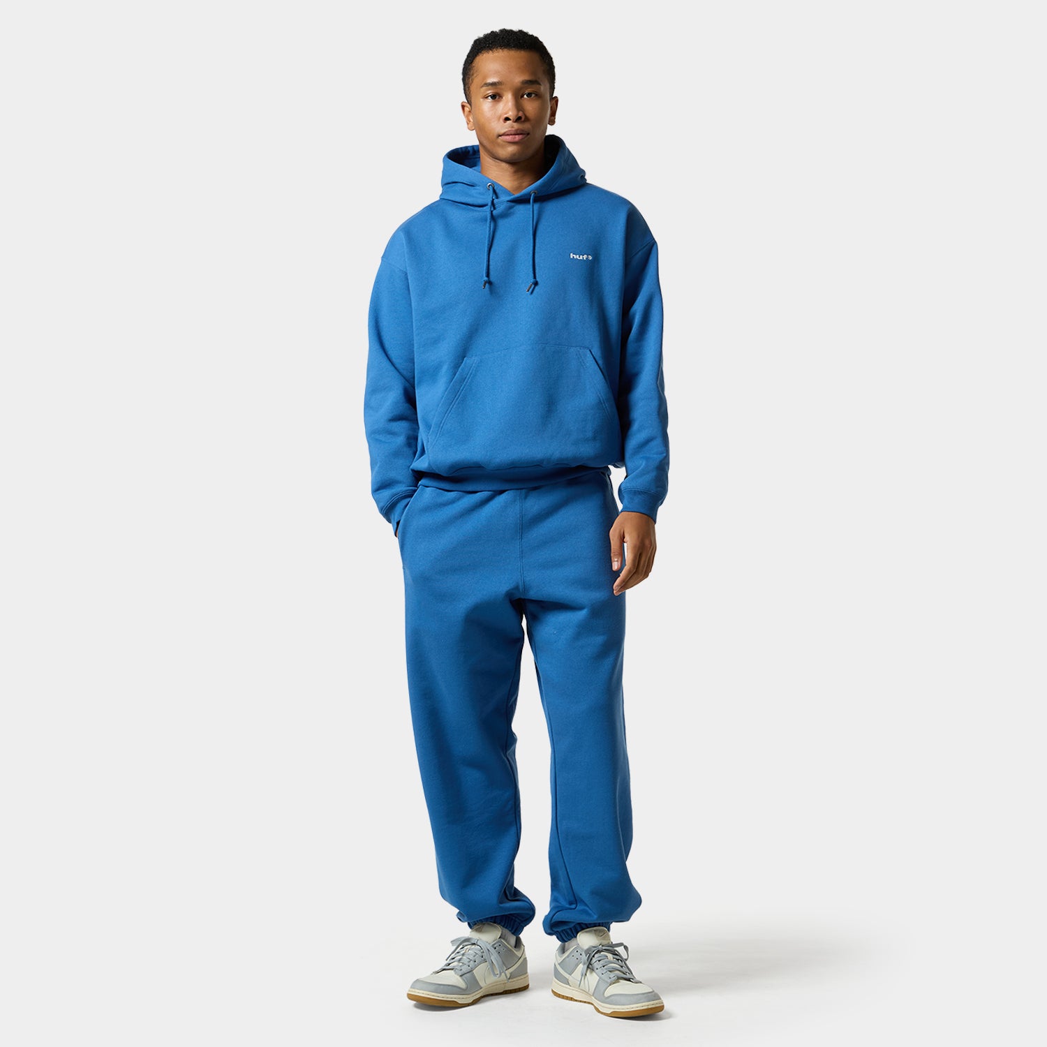 HUF (ハフ) Worldwide JP /HOODIES（パーカー）/ HUF eightynine FLEECE HOODIE商品 / ASH GREY