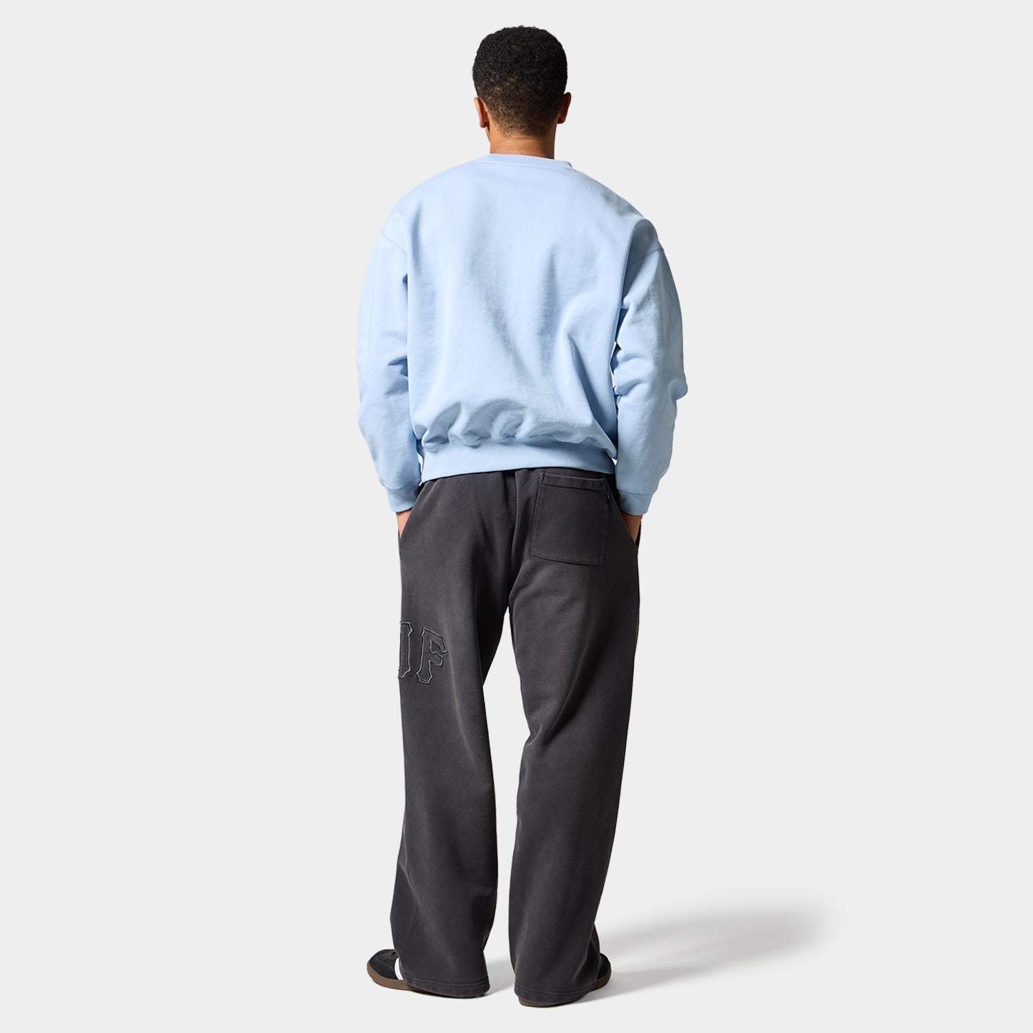 HUF eightynine FLEECE CREW｜SWEATSHIRTS（スウェットシャツ
