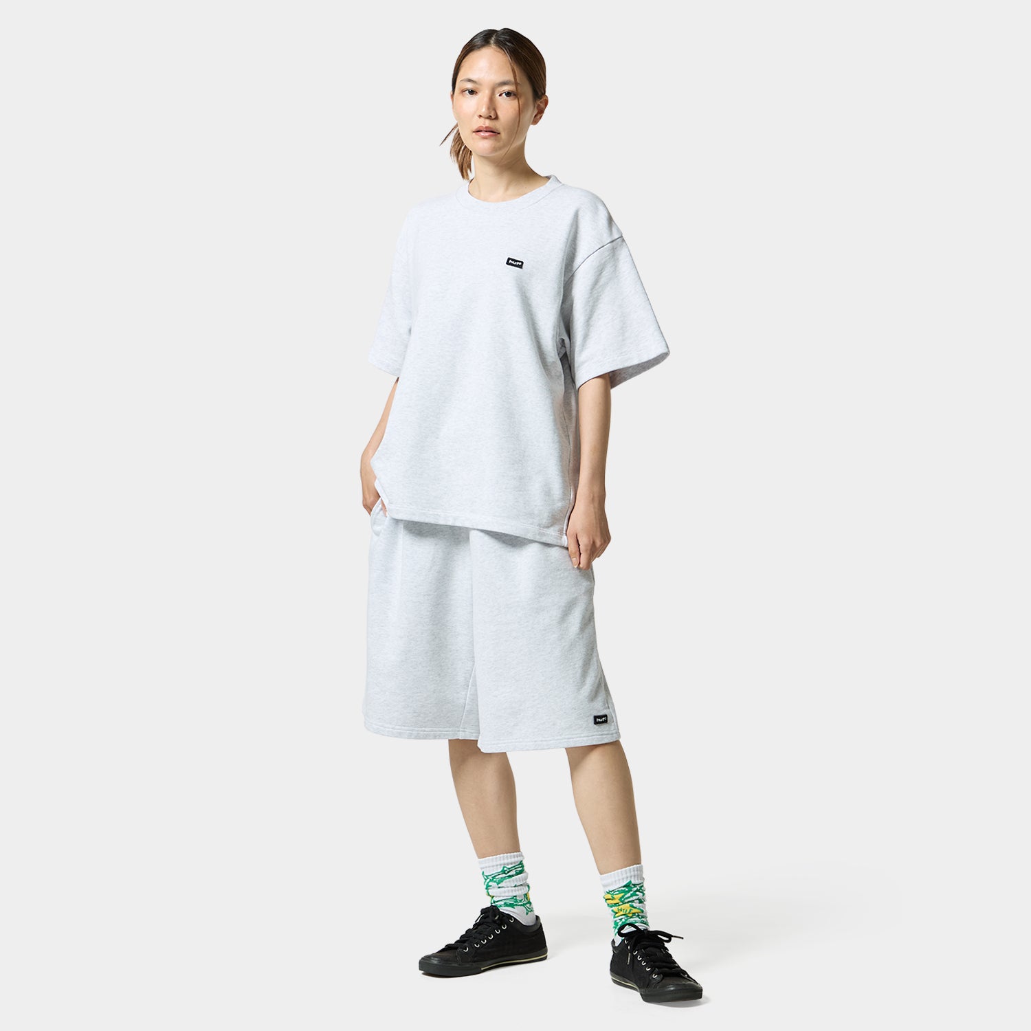 HUF (ハフ) Worldwide JP /TOPS & SHIRTS（トップス&シャツ）/ huf eightynine WASHED FLEECE TEE商品 / ASH GREY