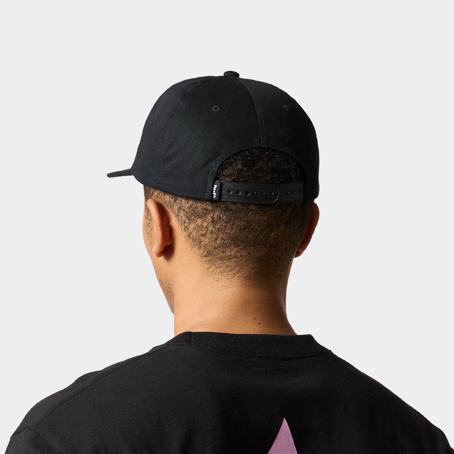 CLASSIC ARCH SNAPBACK｜HATS ＆ BEANIES（ハット&ビーニー）｜【公式