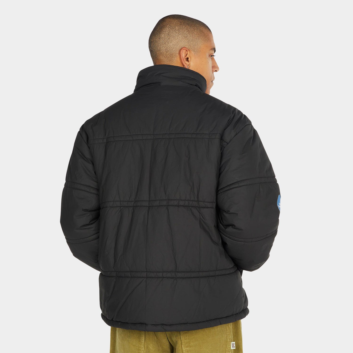 89 TYVEK PUFFER｜JACKETS（ジャケット）｜【公式通販 HUF】｜ハフ