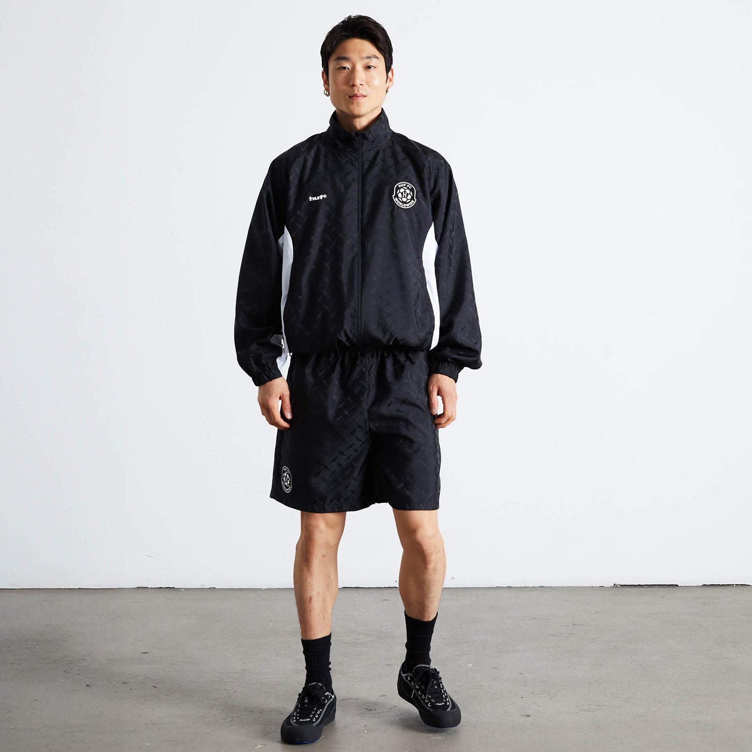 HUF FC WINDBREAKER｜JACKETS（ジャケット）｜【公式通販 HUF】｜ハフ