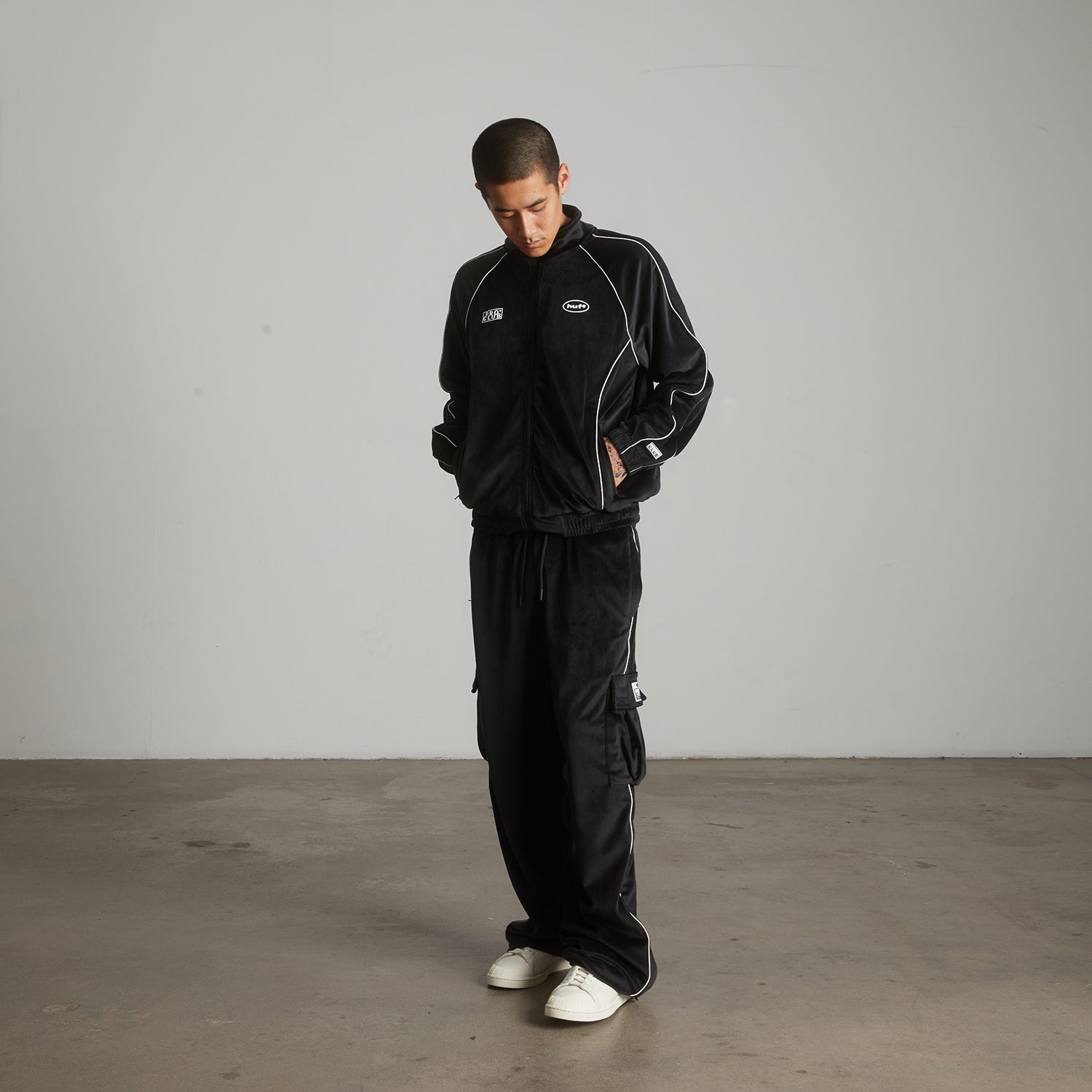 HUF (ハフ) Worldwide JP /JACKETS（ジャケット）/ HUF X PROCLUB VELOUR TRACK JACKET商品 / BLACK