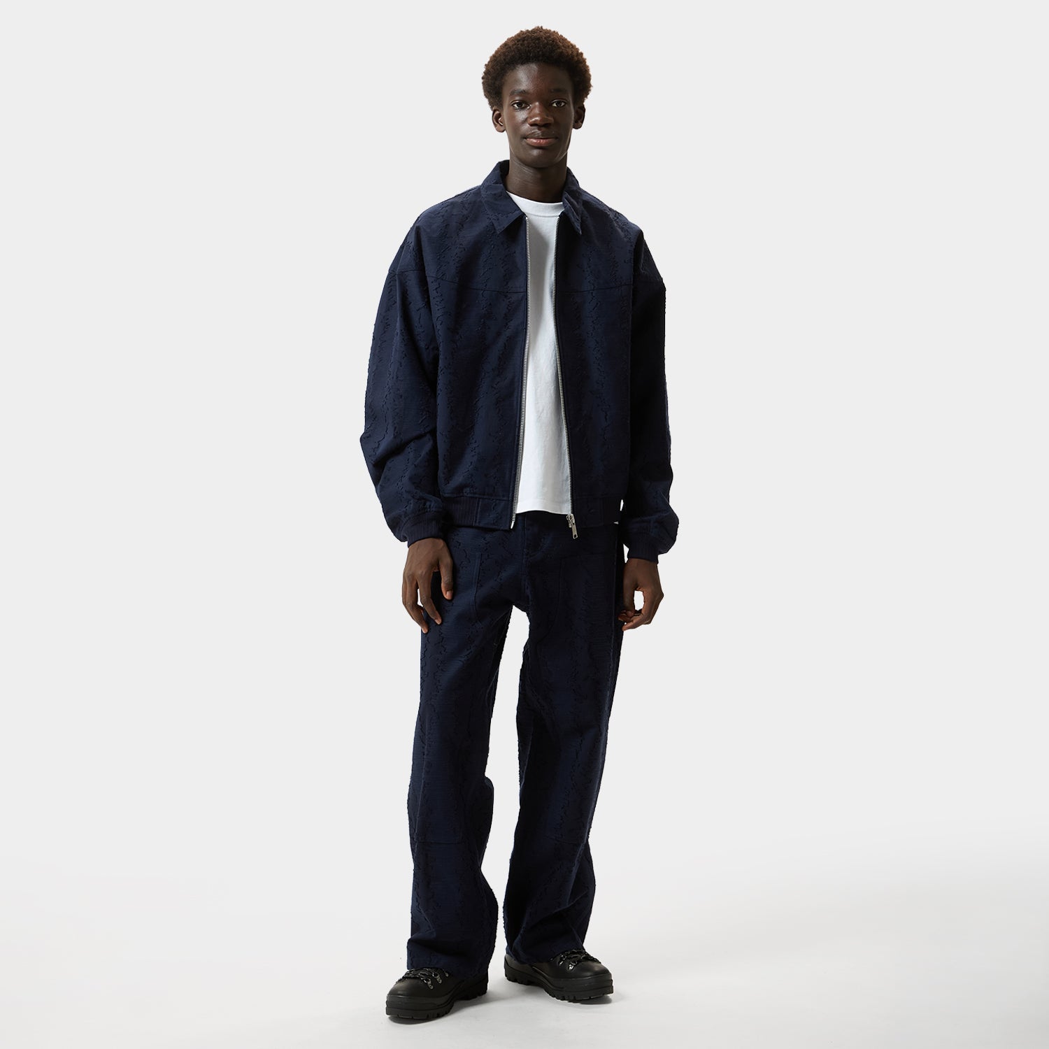 HUF (ハフ) Worldwide JP /JACKETS（ジャケット）/ 89 OVAL BOMBER JACKET商品 / NAVY
