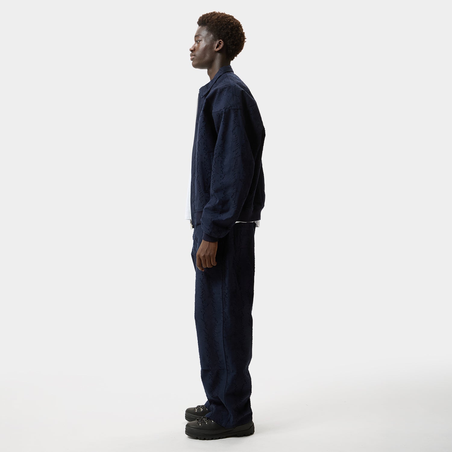 HUF (ハフ) Worldwide JP /JACKETS（ジャケット）/ 89 OVAL BOMBER JACKET商品 / NAVY