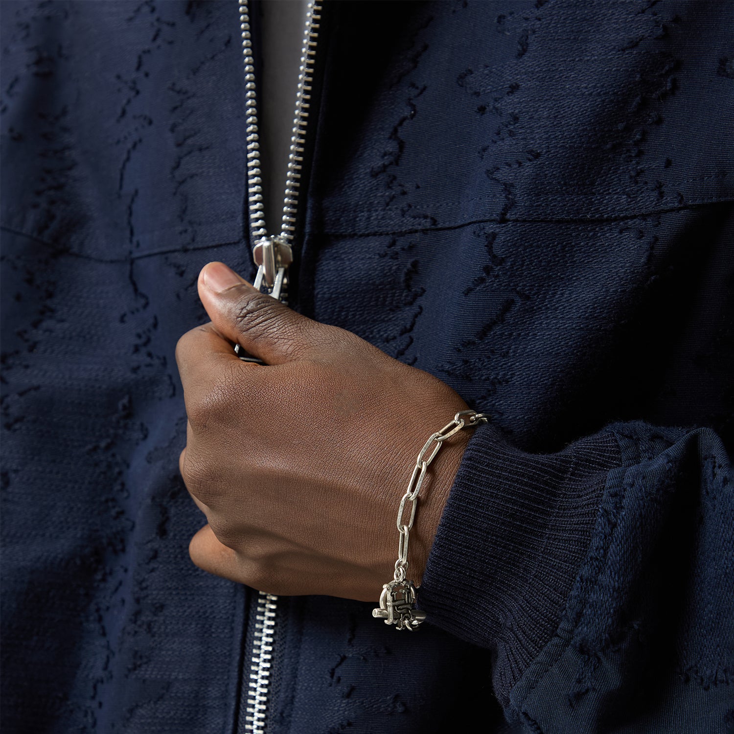 HUF (ハフ) Worldwide JP /JACKETS（ジャケット）/ 89 OVAL BOMBER JACKET商品 / NAVY