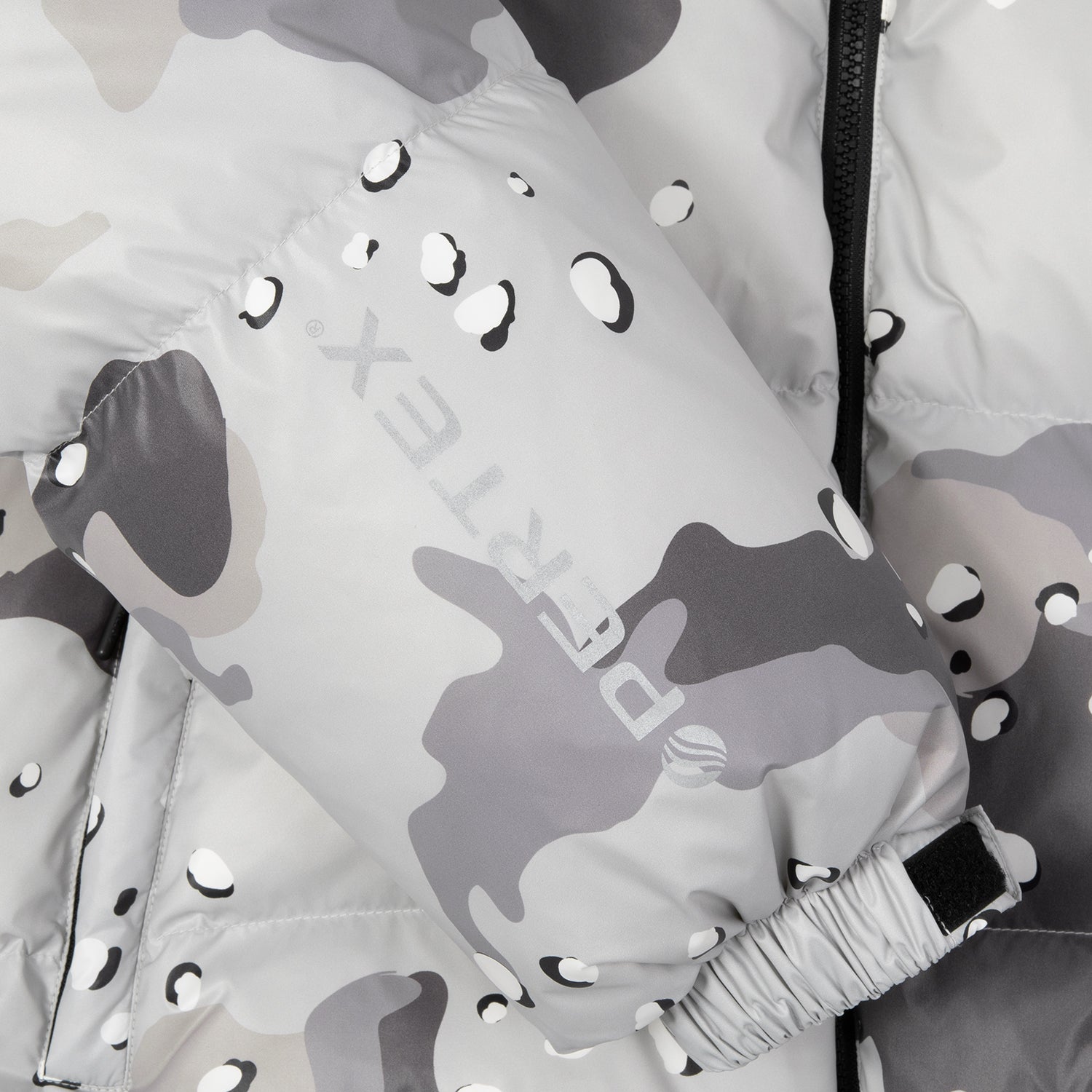 HUF (ハフ) Worldwide JP /JACKETS（ジャケット）/ PERTEX EXPLORER DOWN JACKET商品 / GREY CAMO