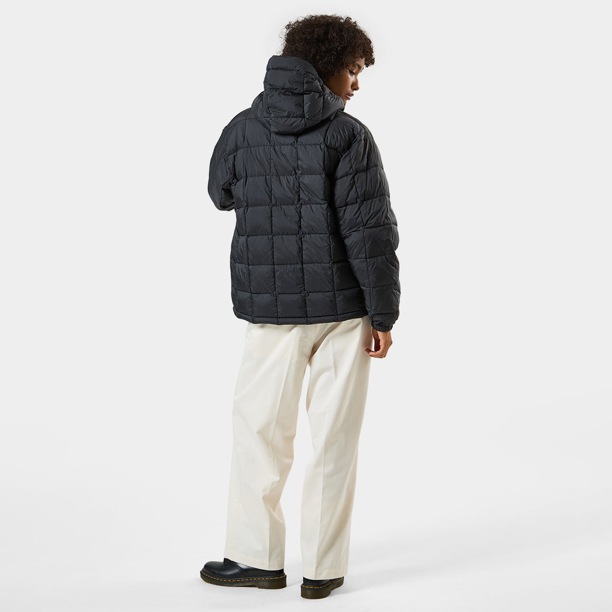 HUF (ハフ) Worldwide JP /JACKETS（ジャケット）/ huf® X TAION SIERRA FEATHER LIGHT HOODED JACKET商品 / LT BLUE