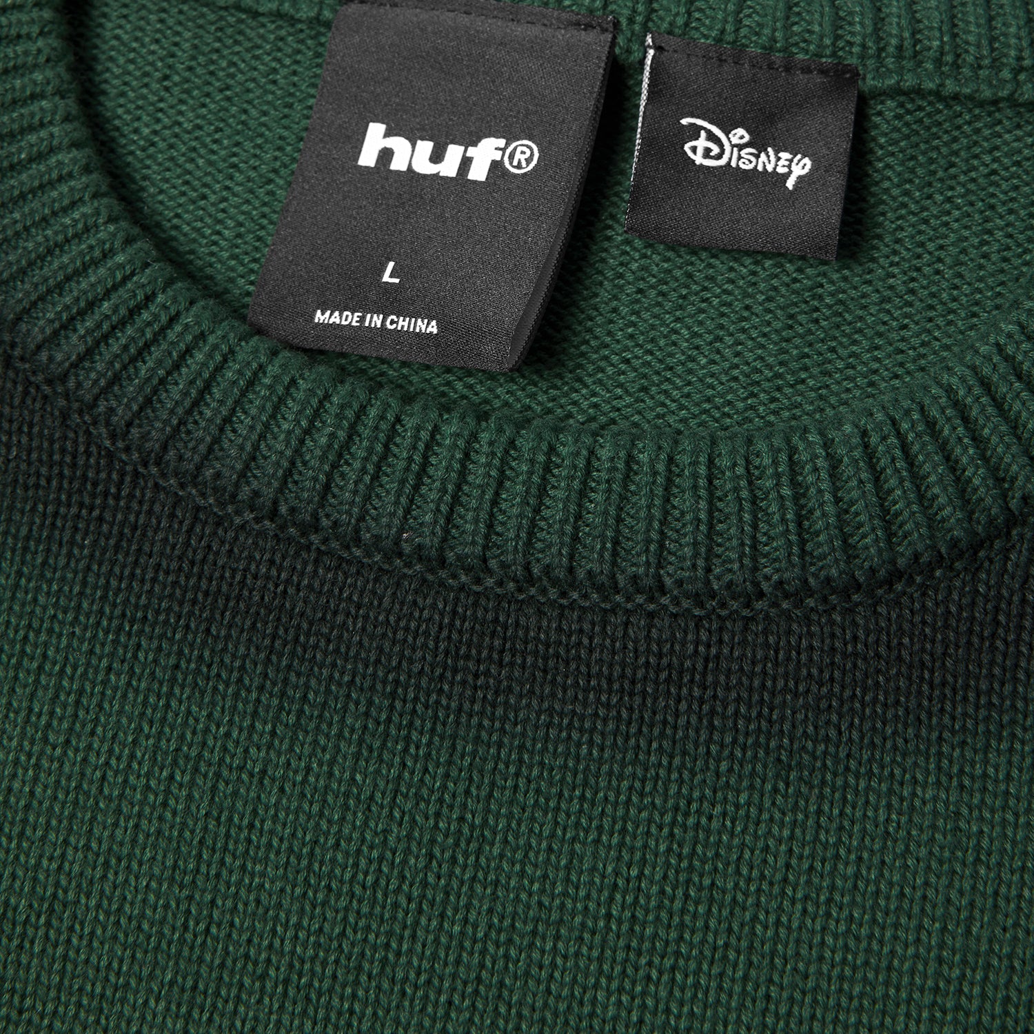 HUF (ハフ) Worldwide JP /KNITS & SWEATERS（ニット&セーター）/ DISNEY | HUF MICKEY SPRAY CREWNECK SWEATER商品 / FOREST GREEN