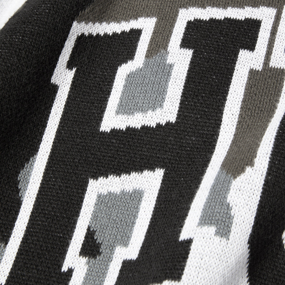 HUF (ハフ) Worldwide JP /KNITS & SWEATERS（ニット&セーター）/ ARCH JACQUARD CAMO CREWNECK商品 / CAMO