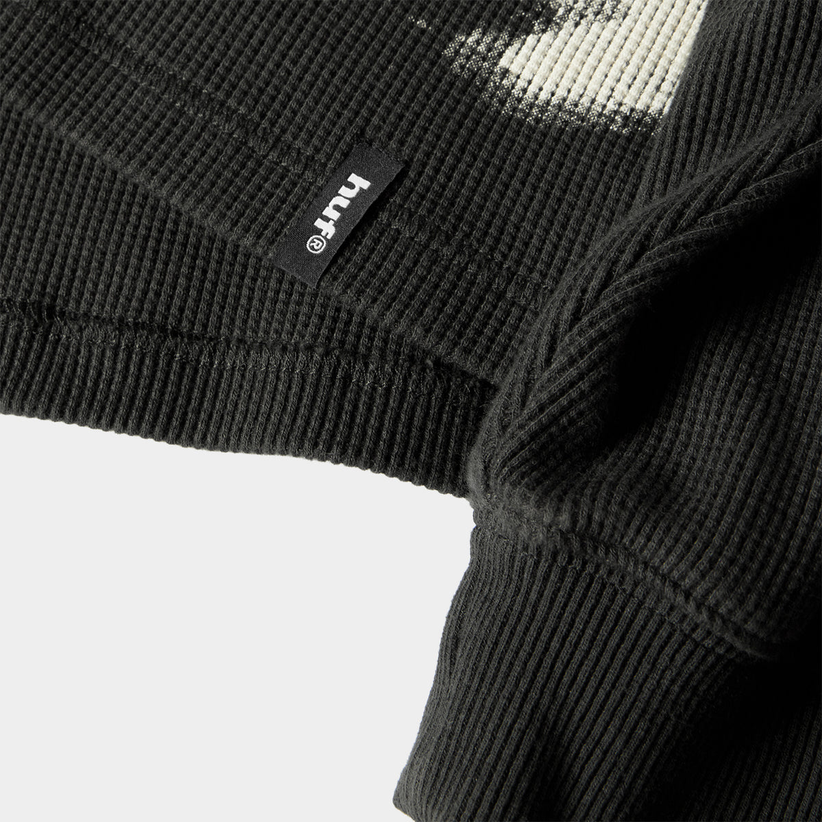 HUF (ハフ) Worldwide JP /TOPS & SHIRTS（トップス&シャツ）/ HUF X ALIENS XENOMORPH LS THERMAL商品 / VINTAGE BLACK