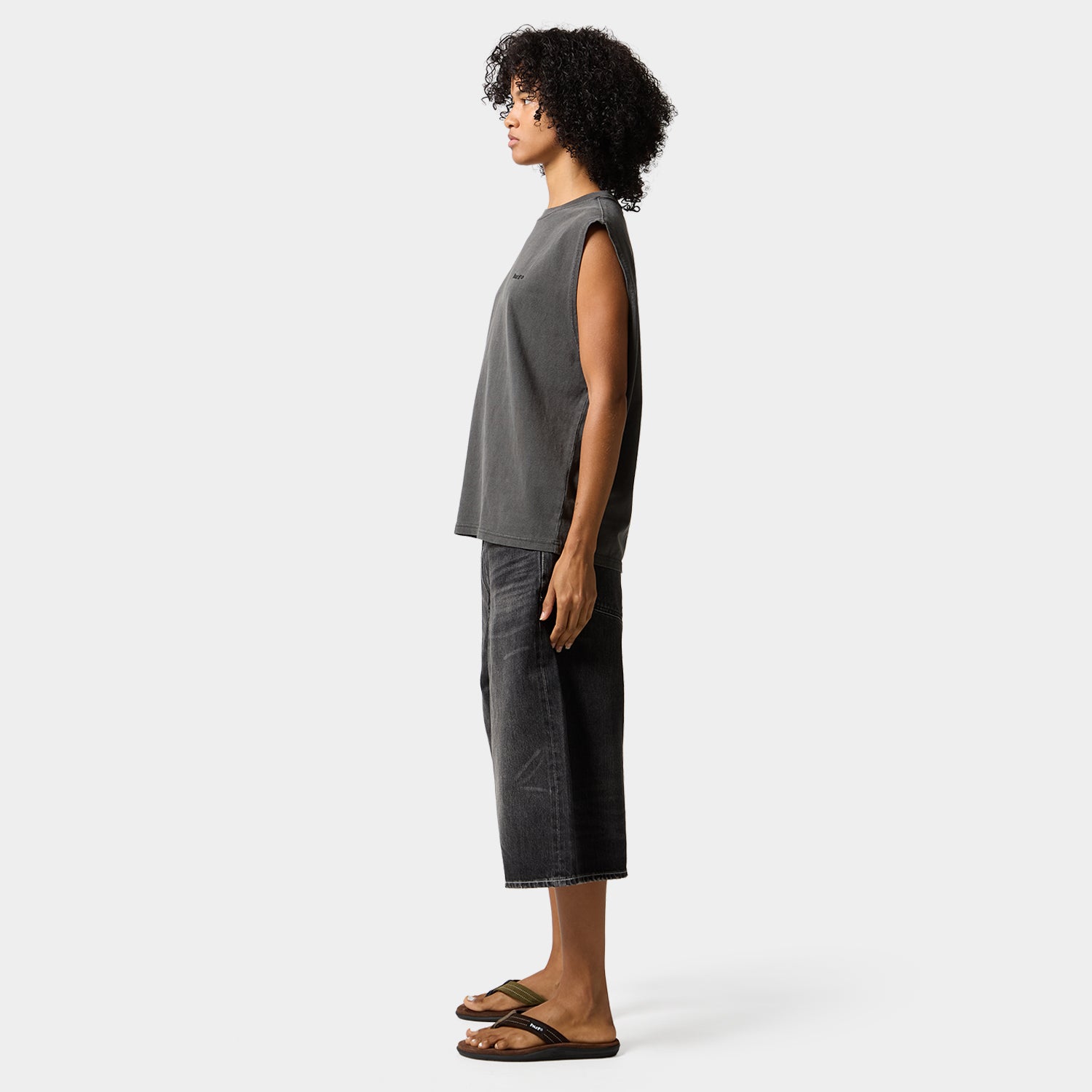 HUF (ハフ) Worldwide JP /TOPS & SHIRTS（トップス&シャツ）/ huf eightynine SLEEVELESS TOP商品 / CREAM